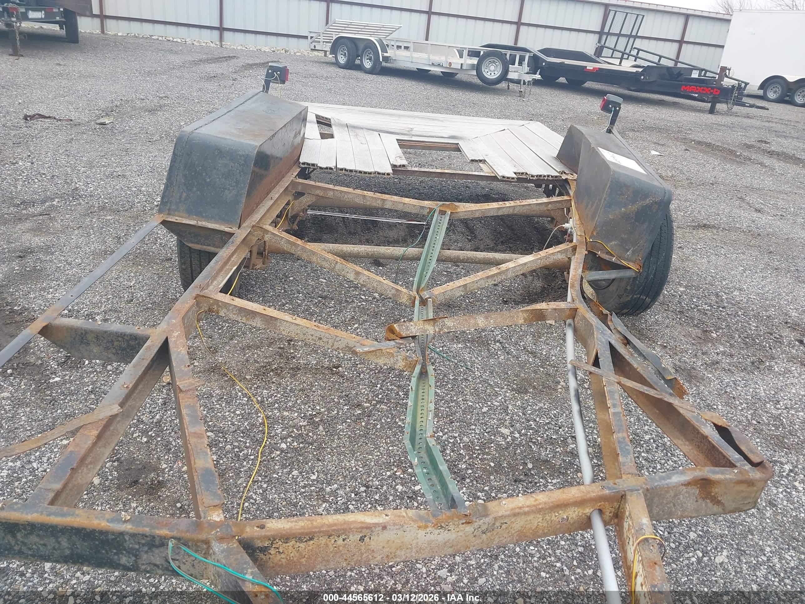 HOMEMADE TRAILER image 10