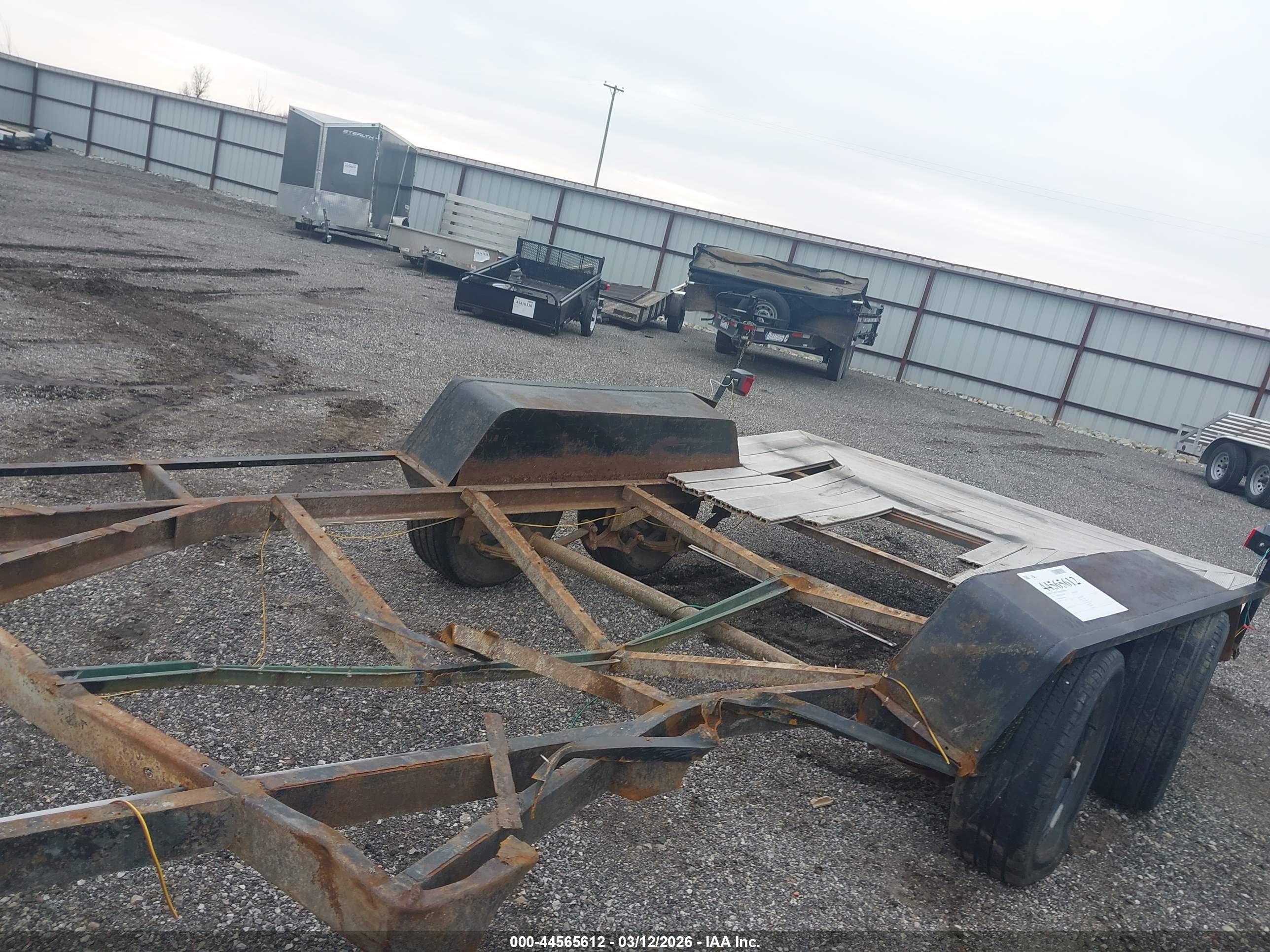 HOMEMADE TRAILER image 6