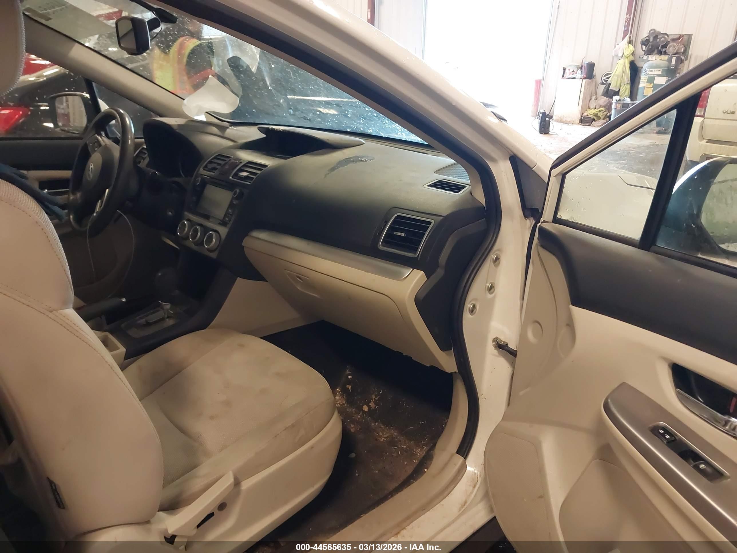 SUBARU XV image 5