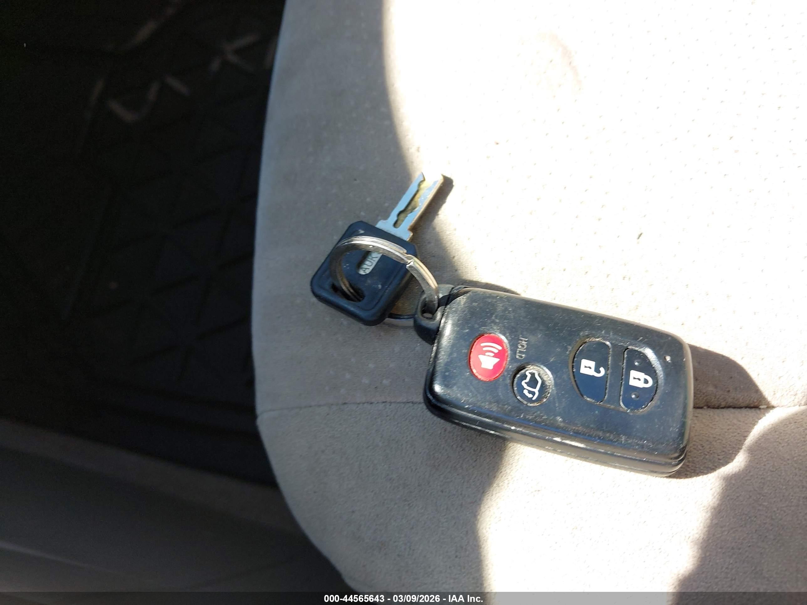TOYOTA HIGHLANDER image 11