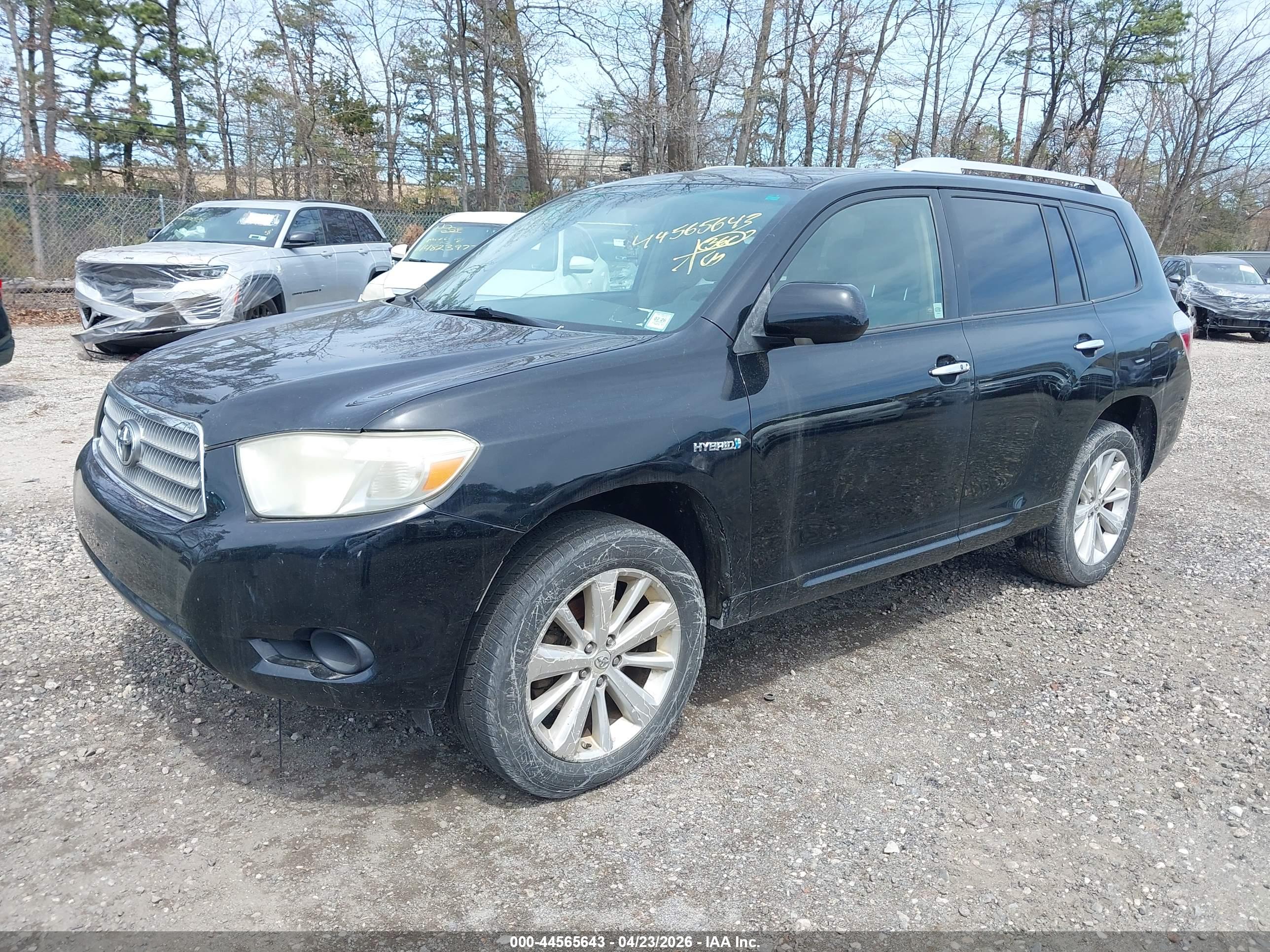 TOYOTA HIGHLANDER image 2
