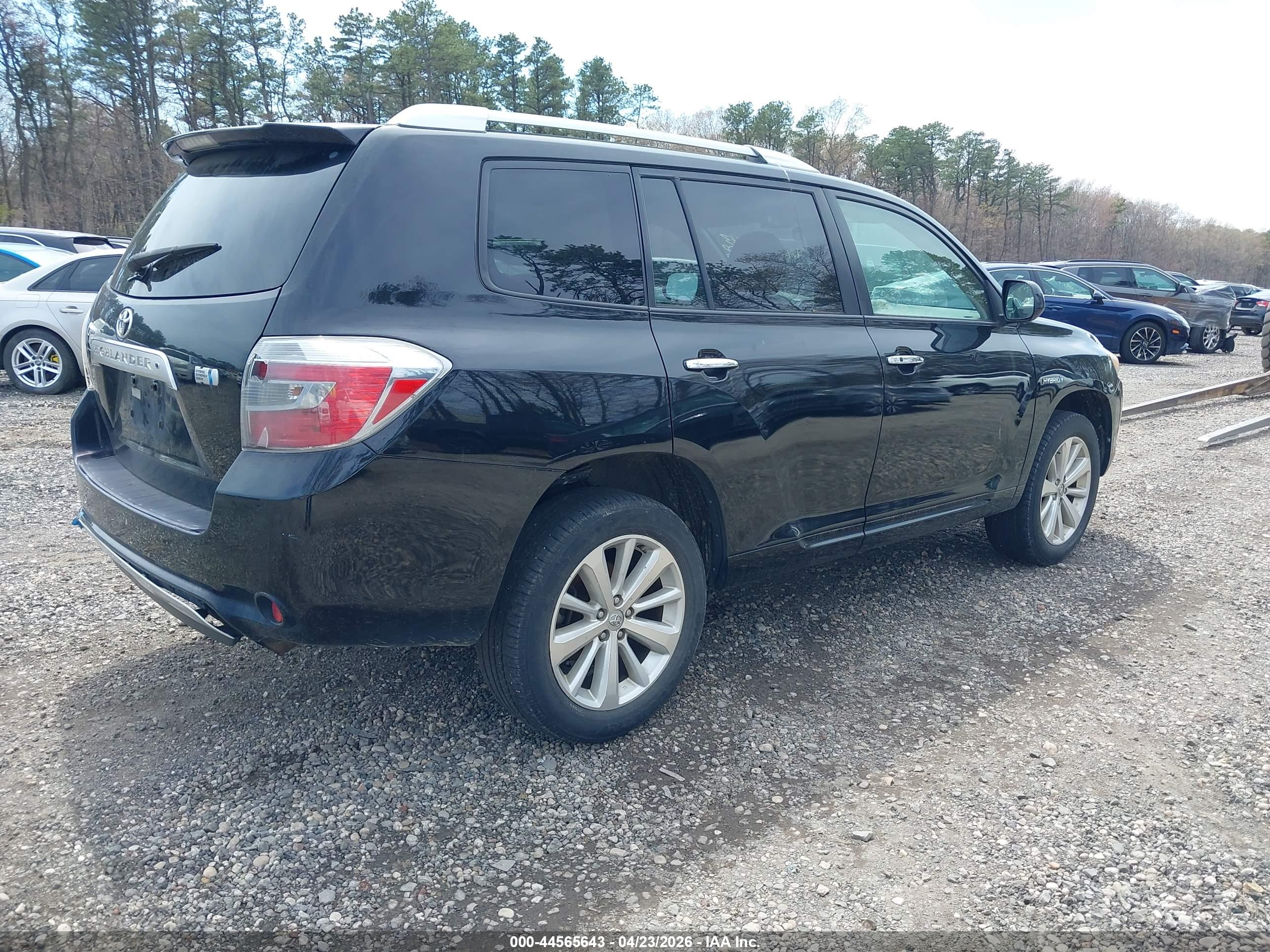 TOYOTA HIGHLANDER image 4