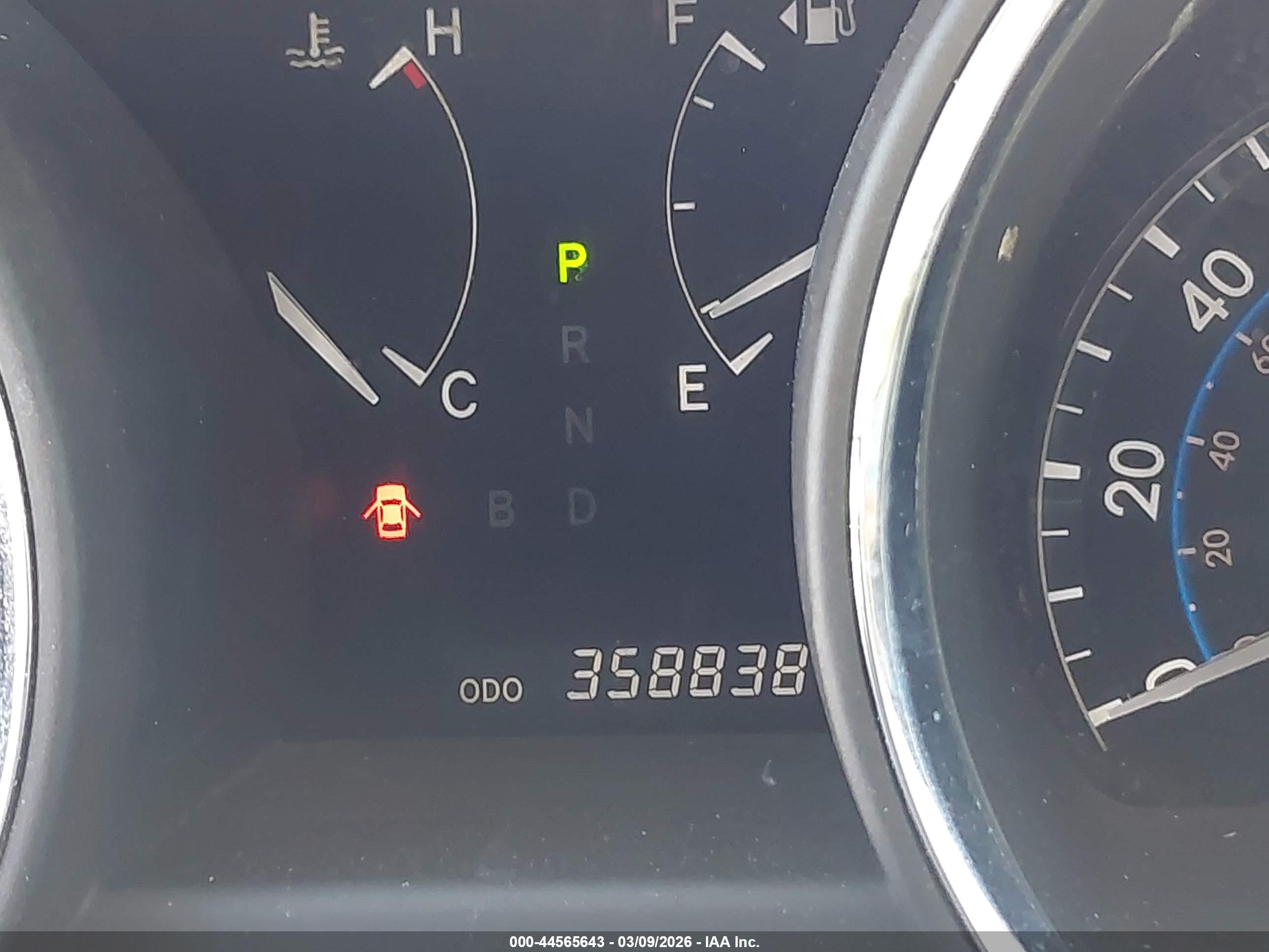 TOYOTA HIGHLANDER image 7