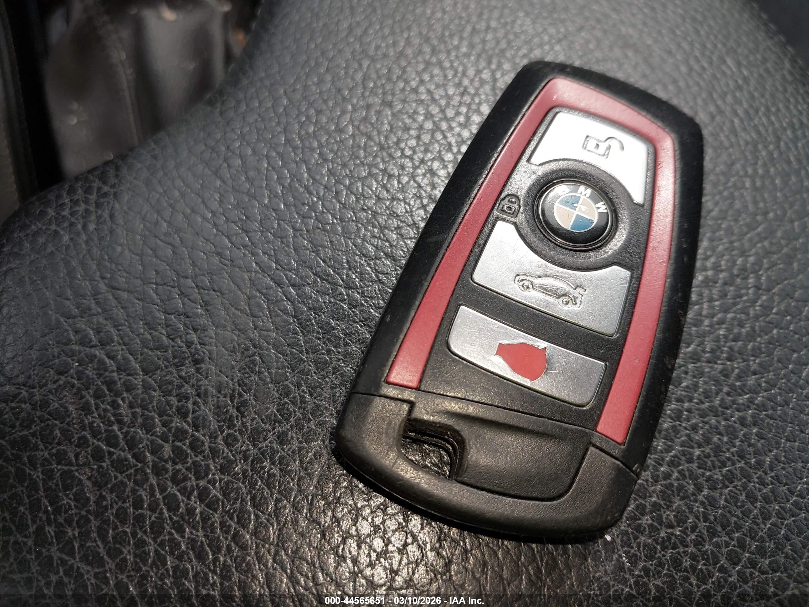 BMW 328I image 11