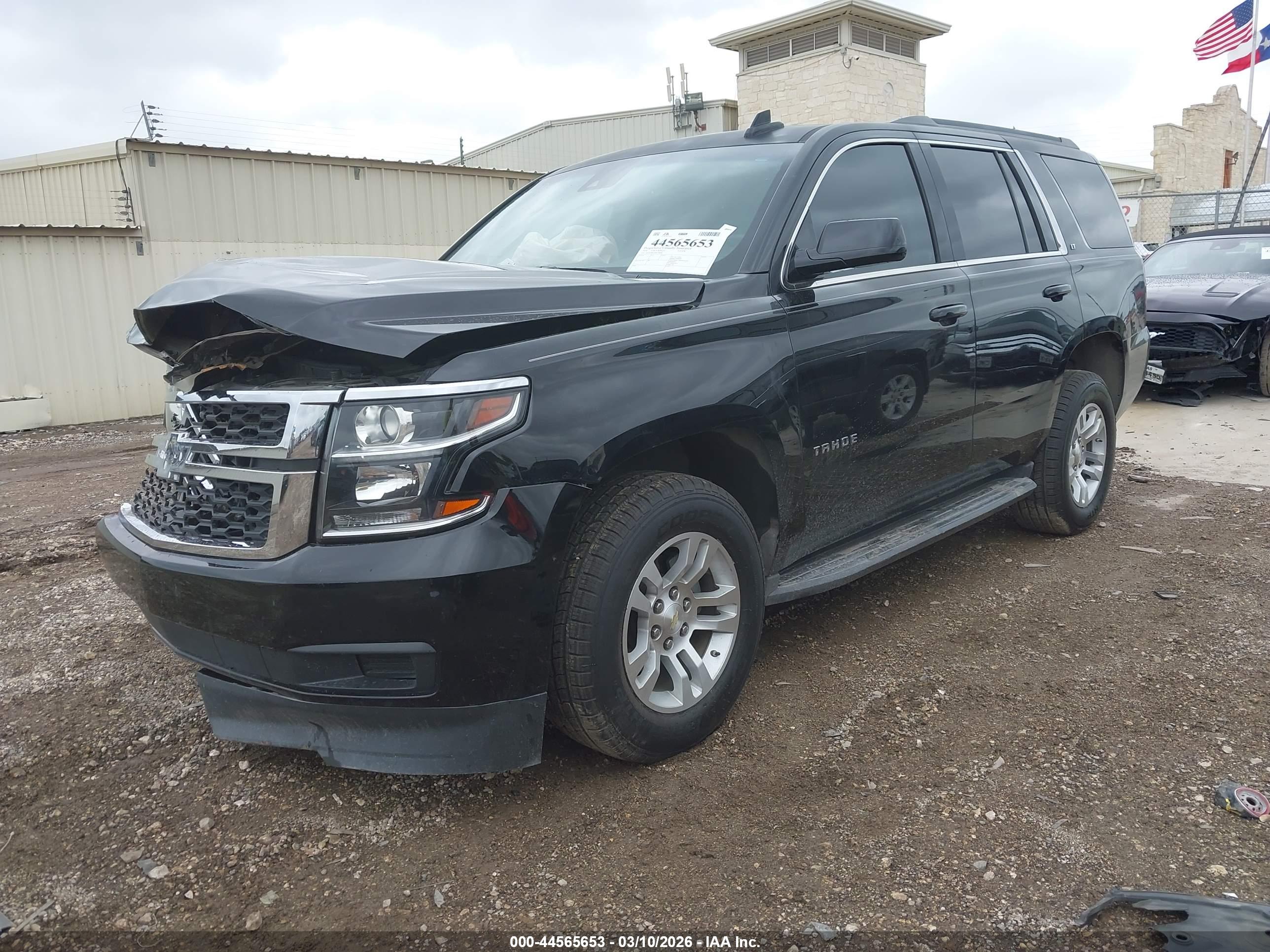 CHEVROLET TAHOE image 2