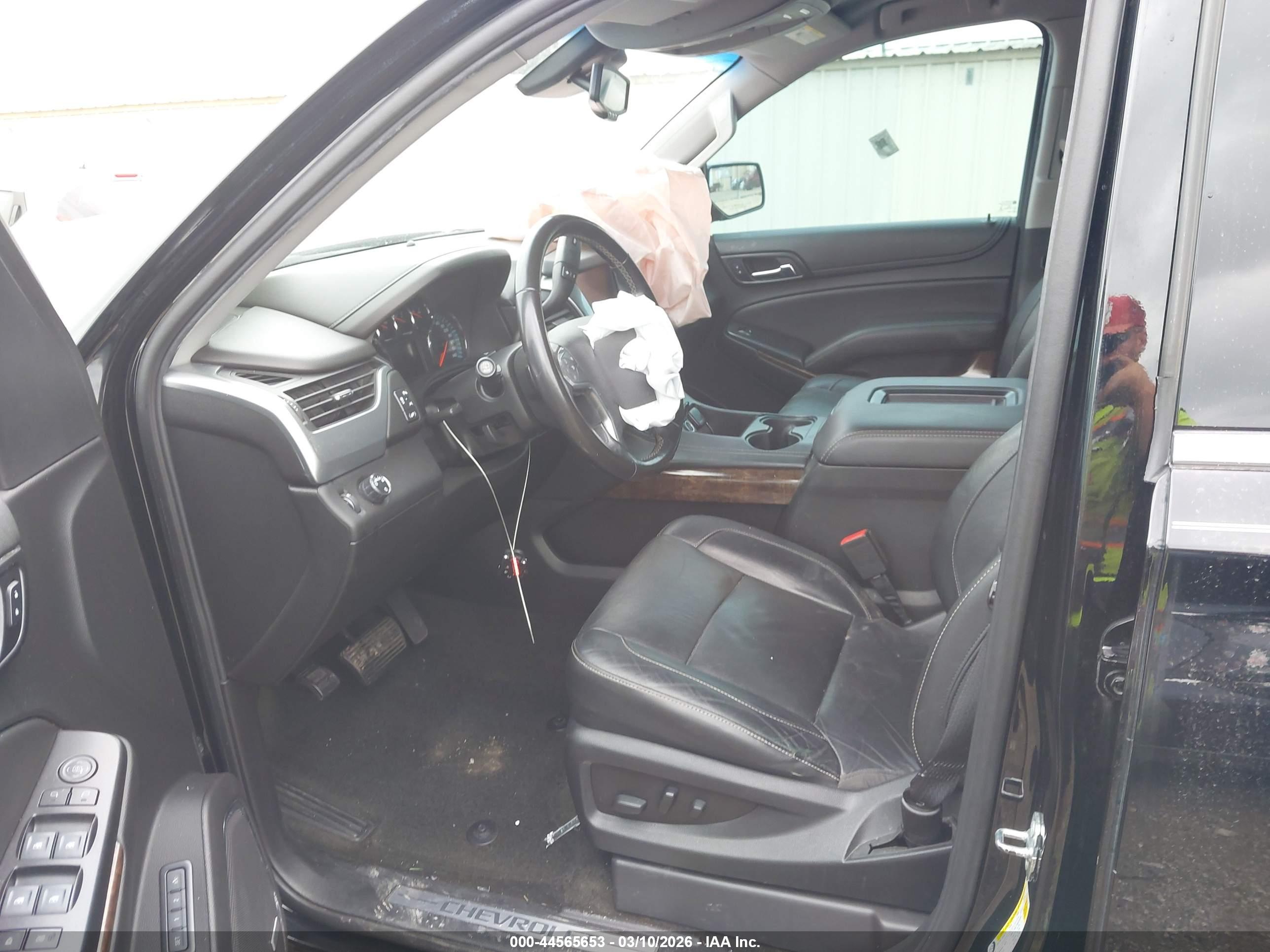 CHEVROLET TAHOE image 5