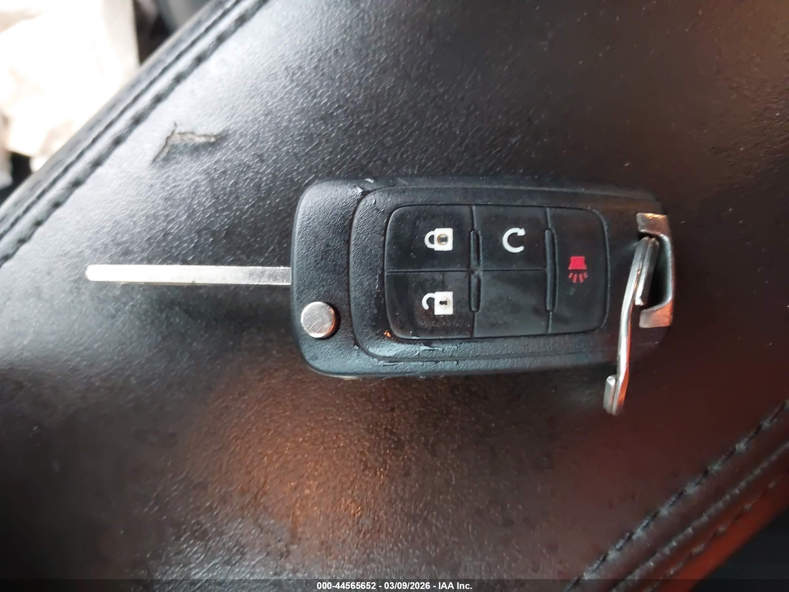 CHEVROLET EQUINOX image 11