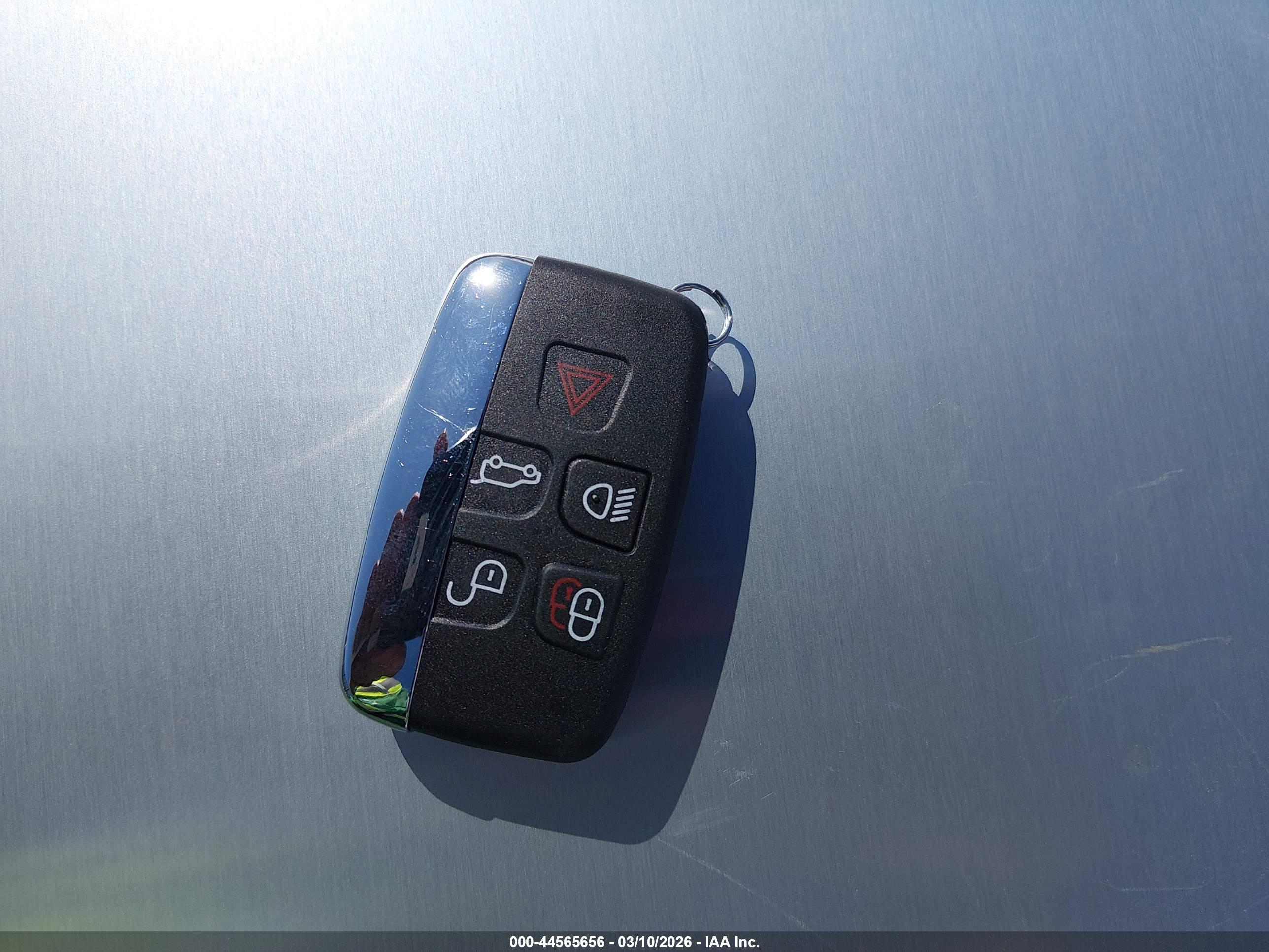 LAND ROVER image 11