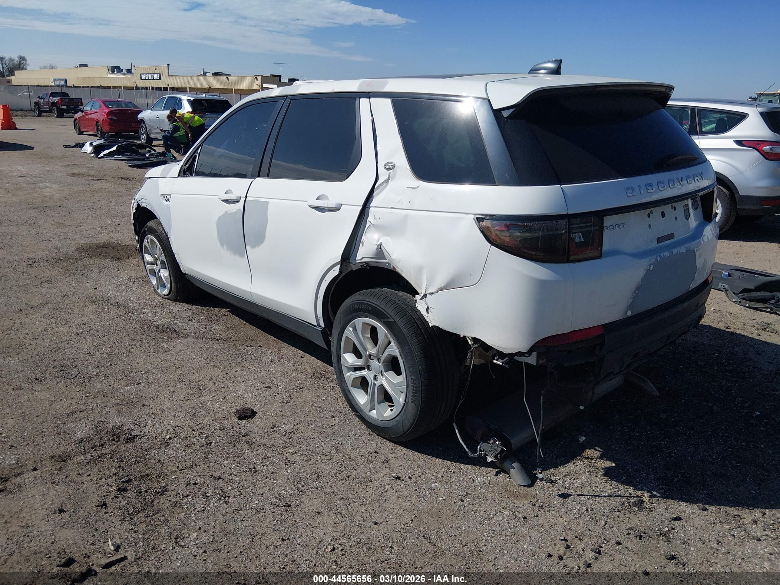 LAND ROVER image 3