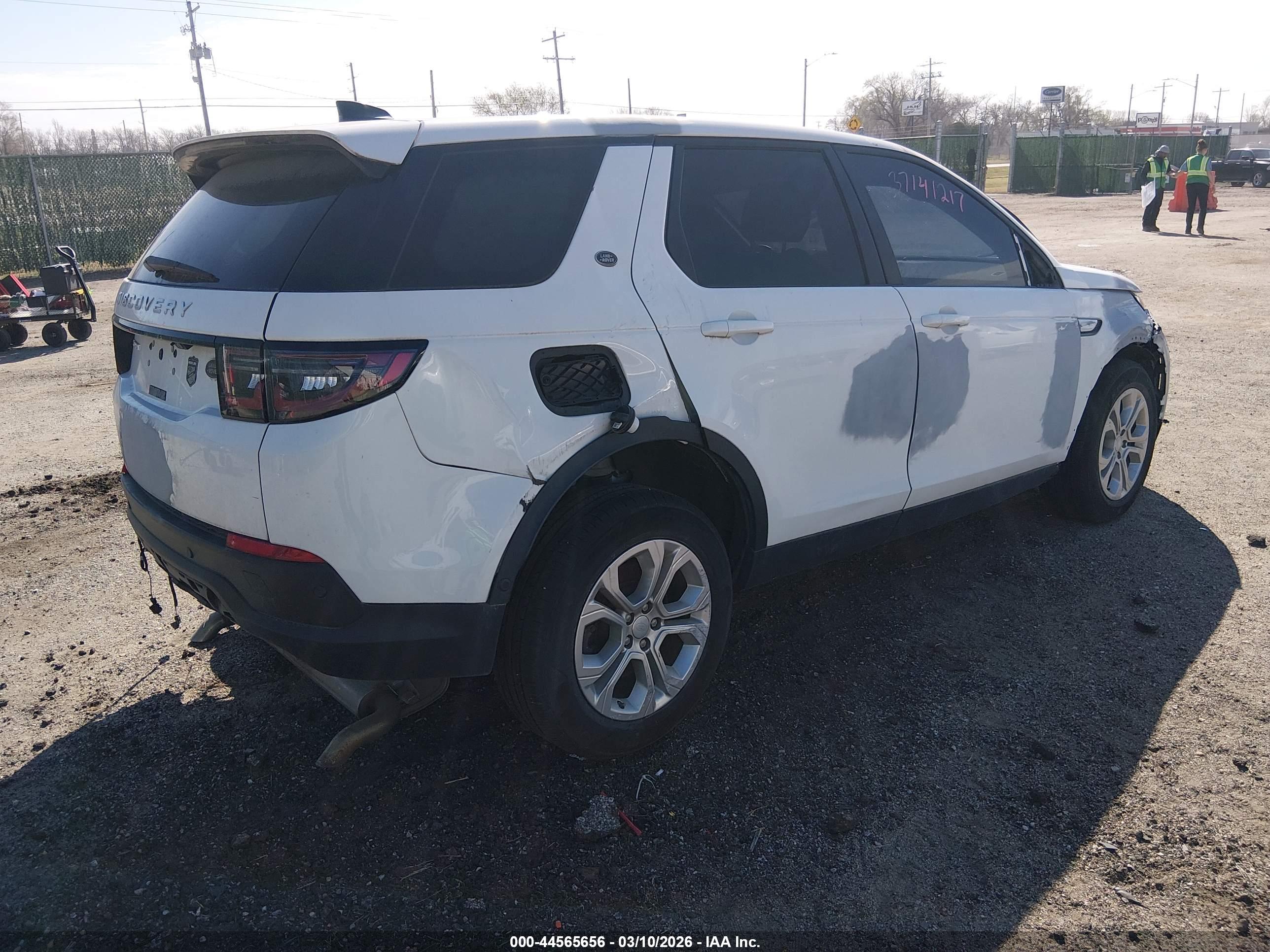 LAND ROVER image 4