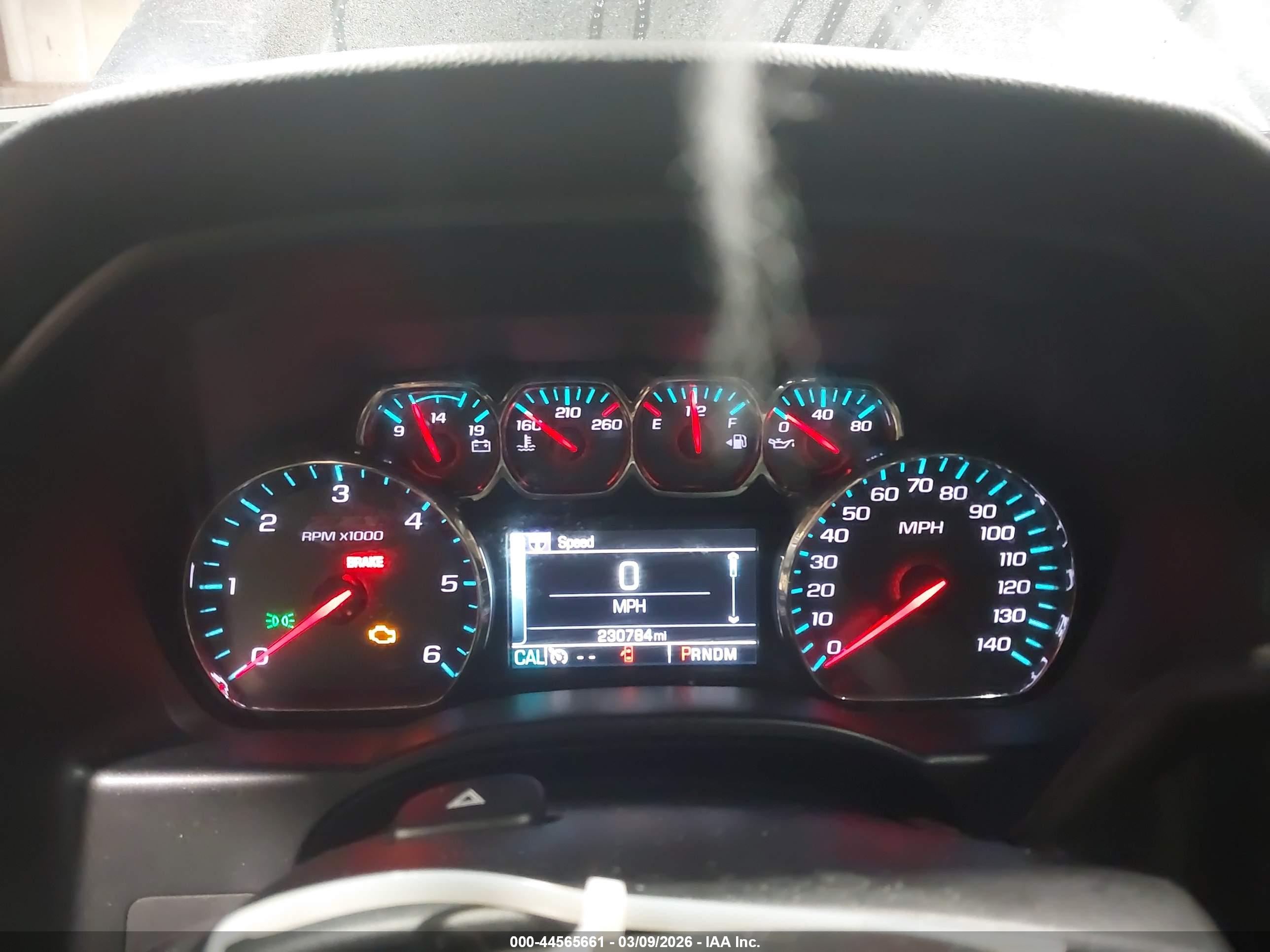 CHEVROLET SILVERADO image 7