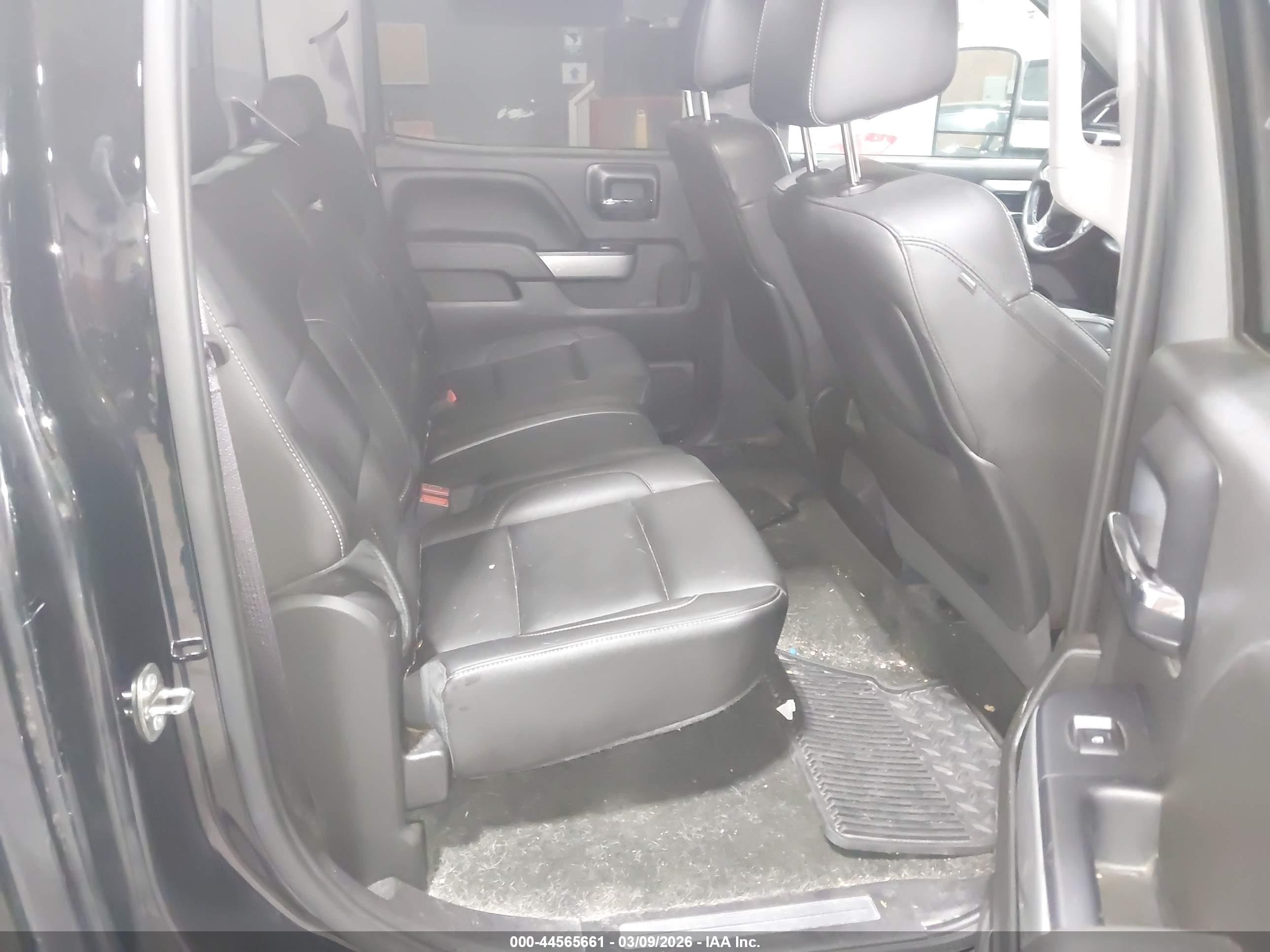 CHEVROLET SILVERADO image 8