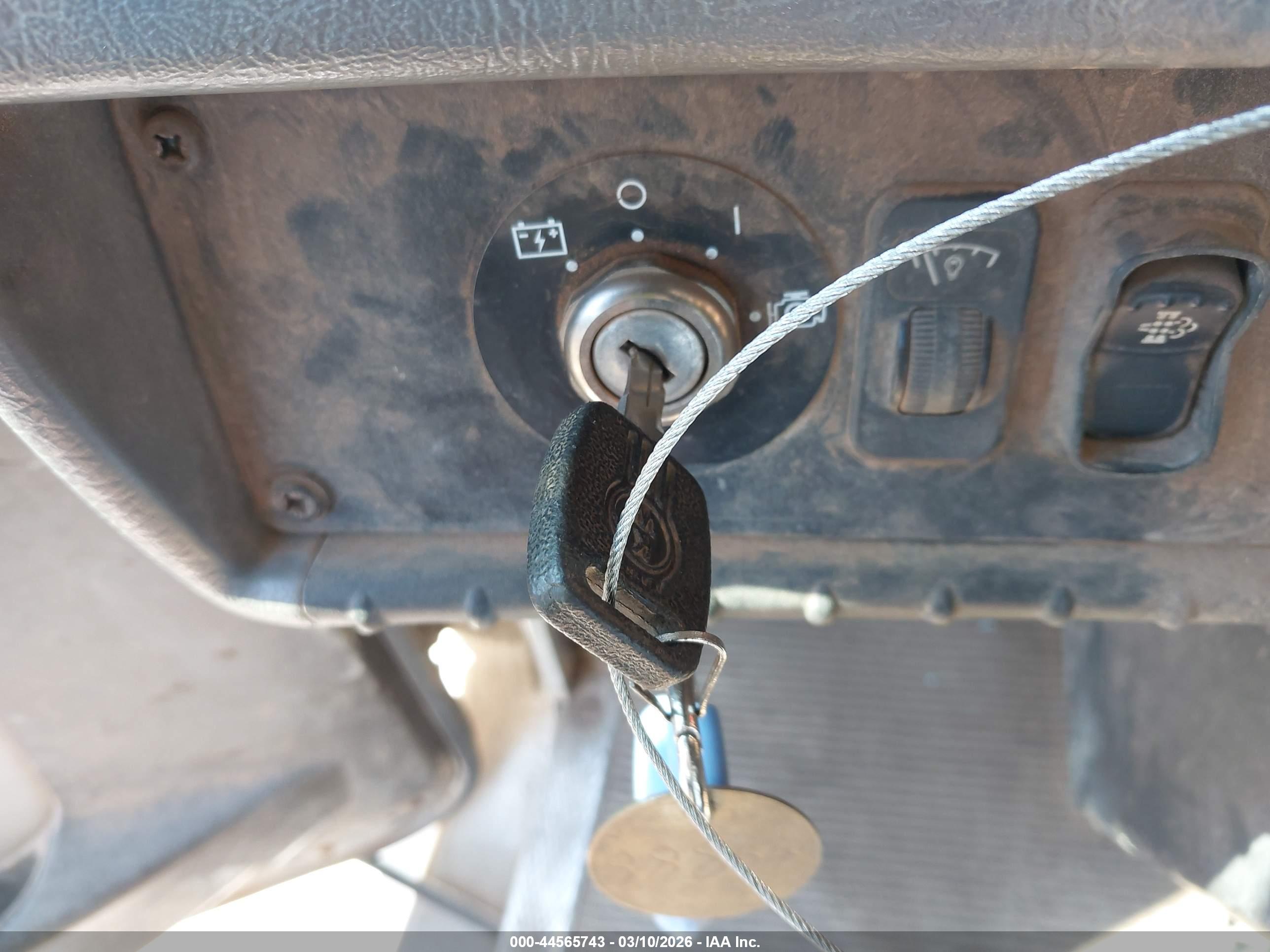 KENWORTH CONSTRUCTION image 11