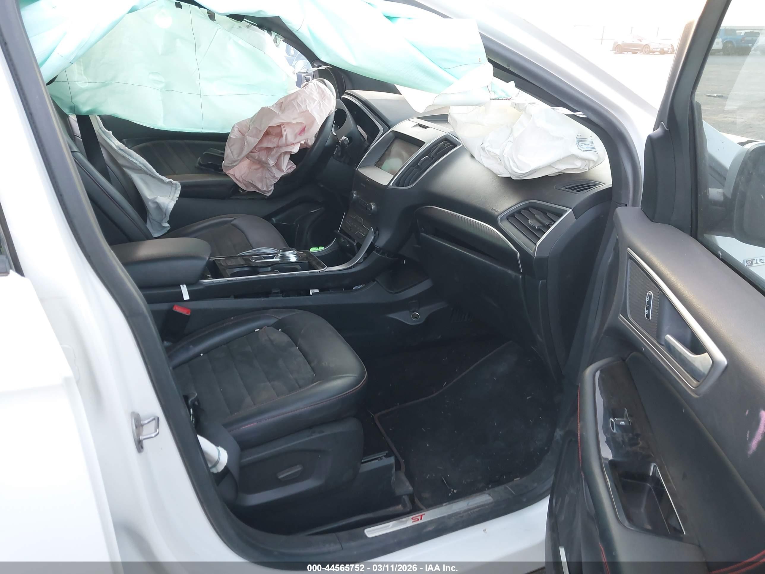 FORD EDGE image 5