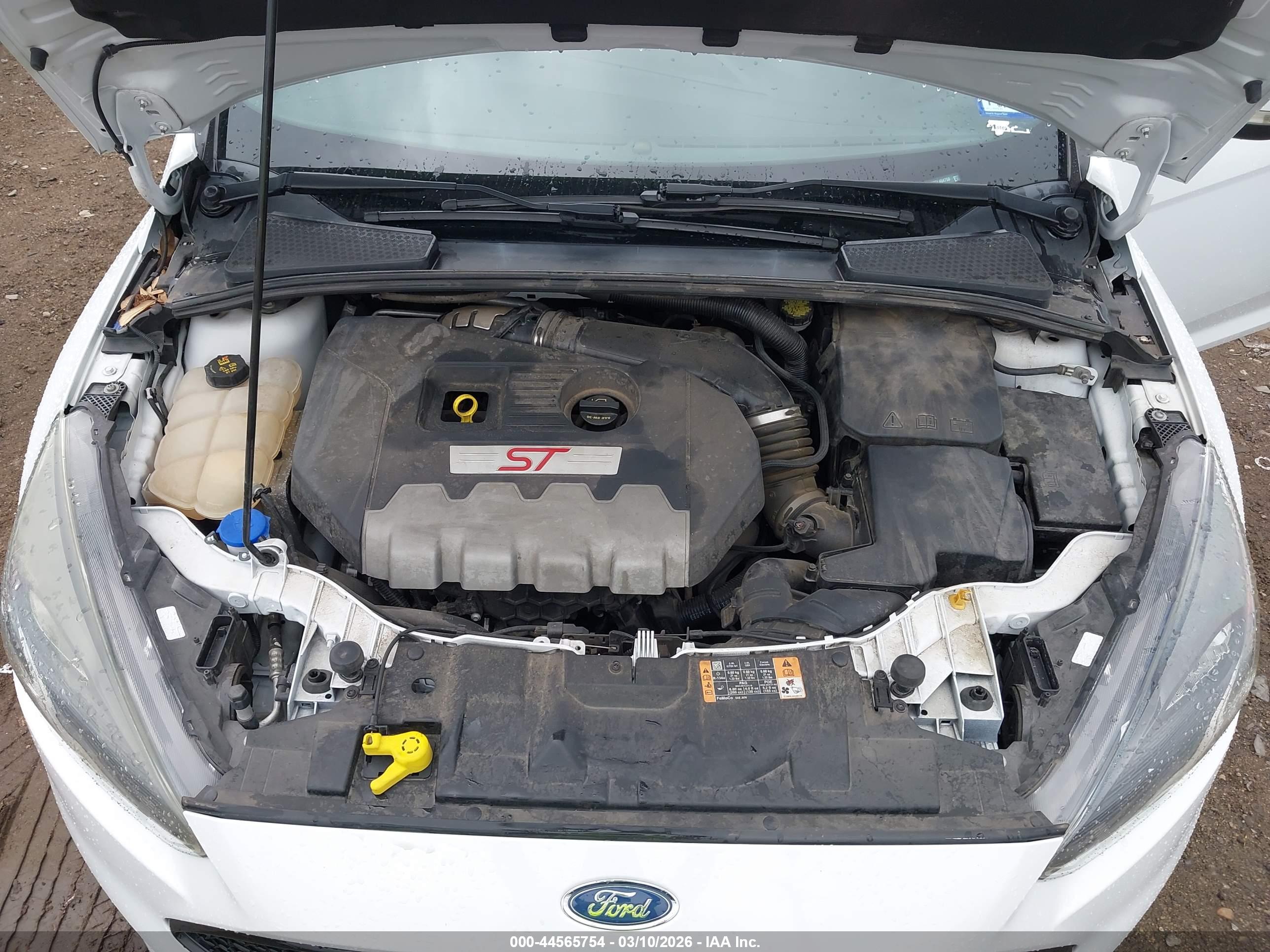 FORD FOCUS image 10