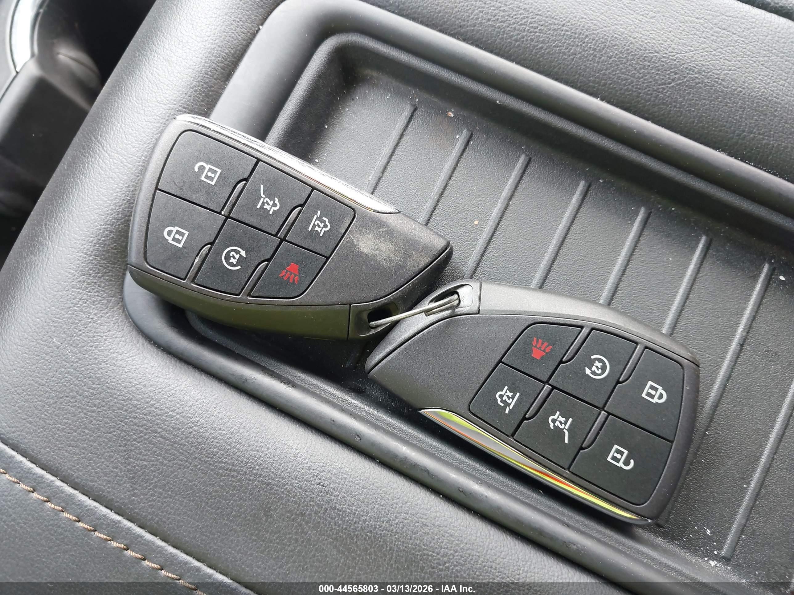 CHEVROLET TAHOE image 11