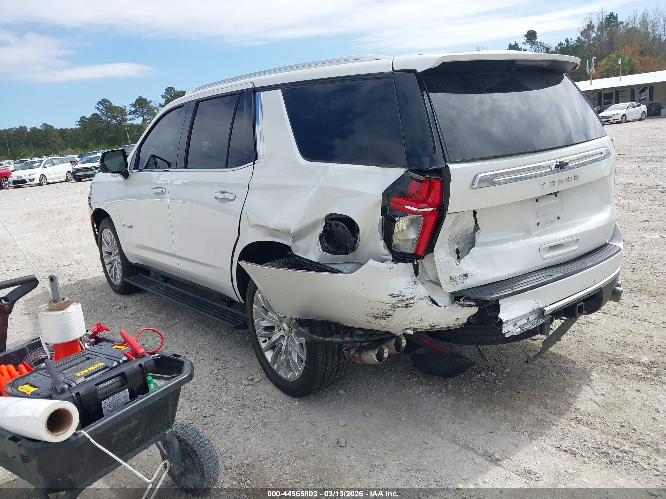 CHEVROLET TAHOE image 3