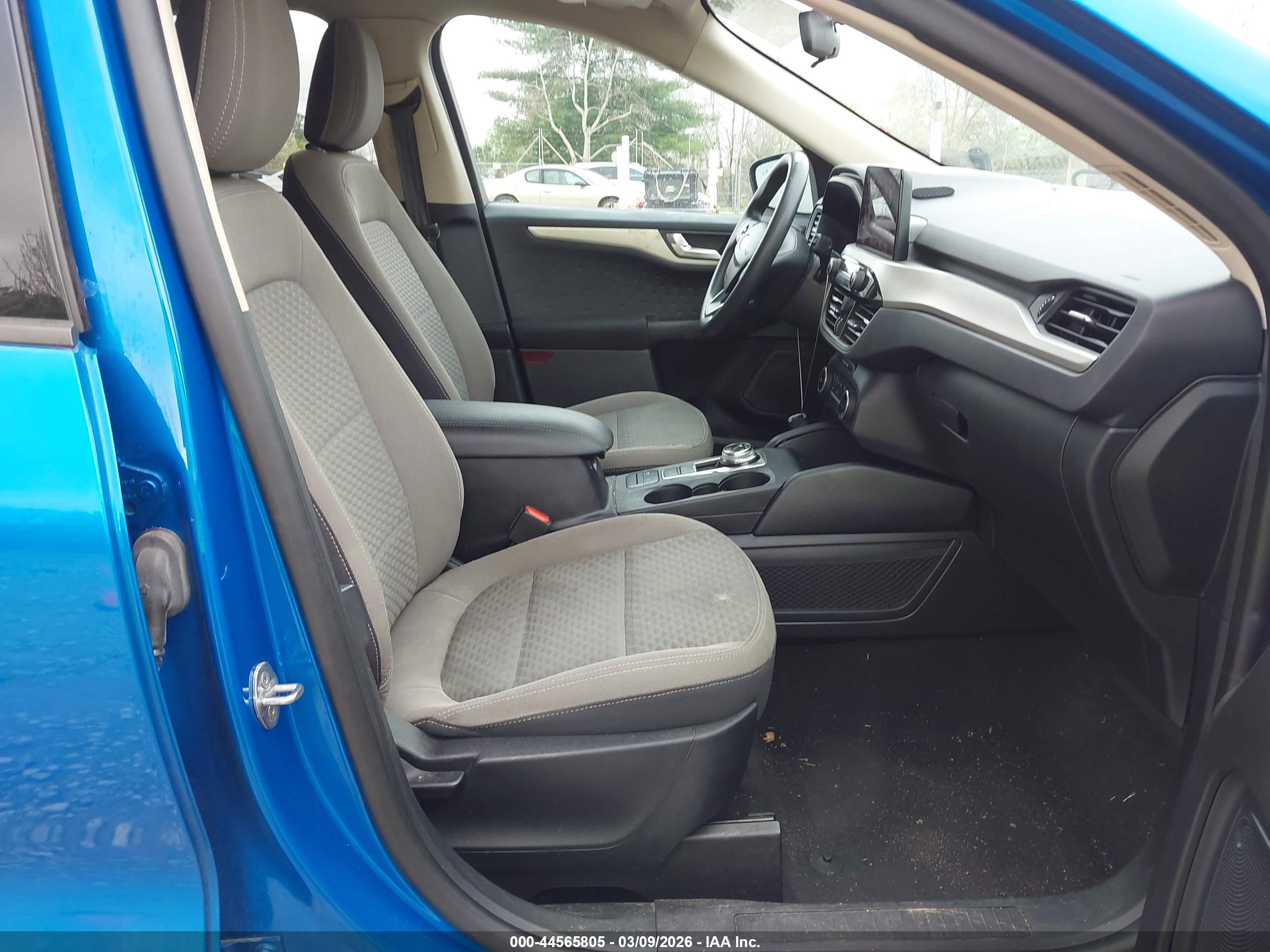 FORD ESCAPE image 5