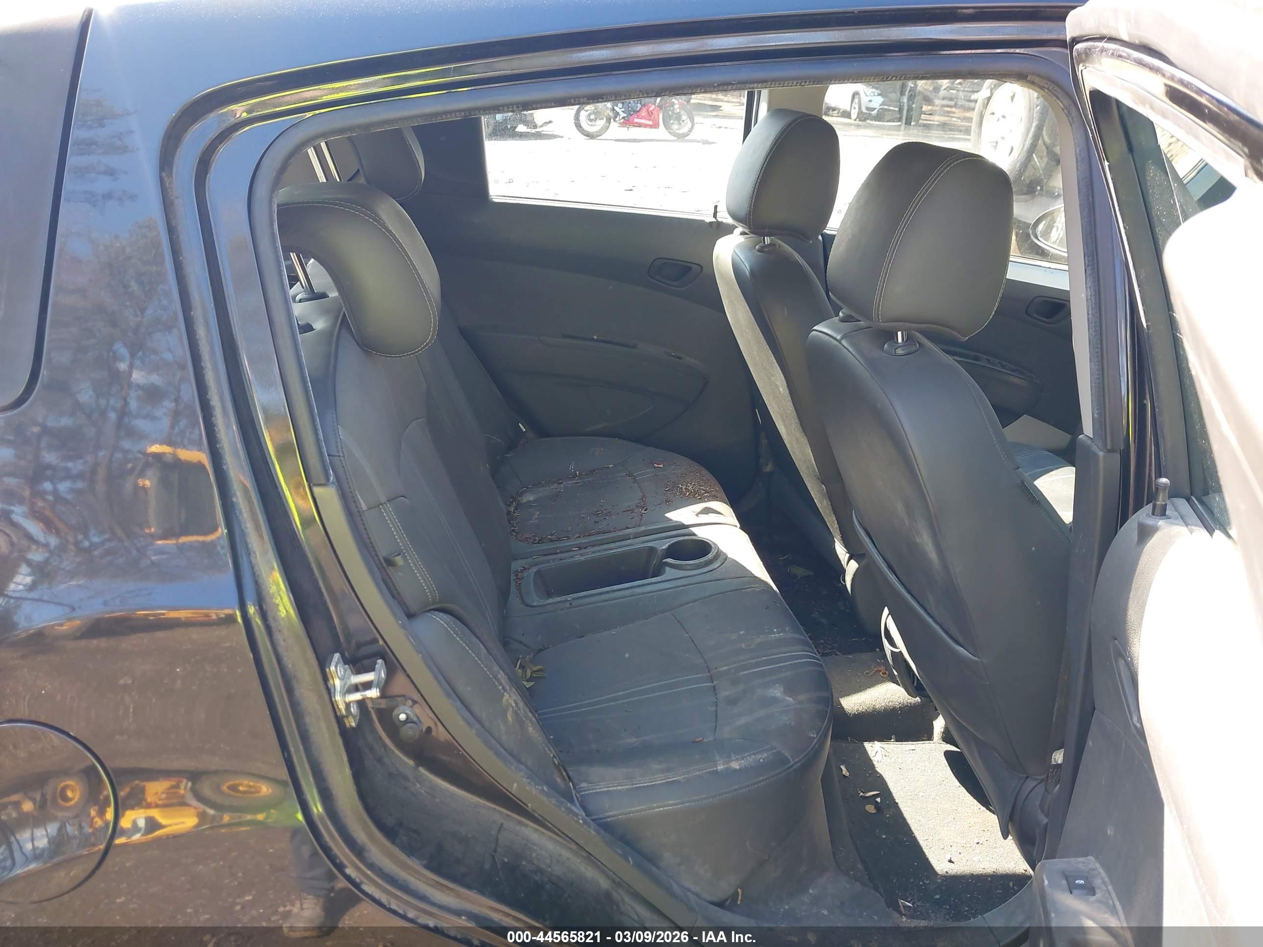 CHEVROLET SPARK image 8