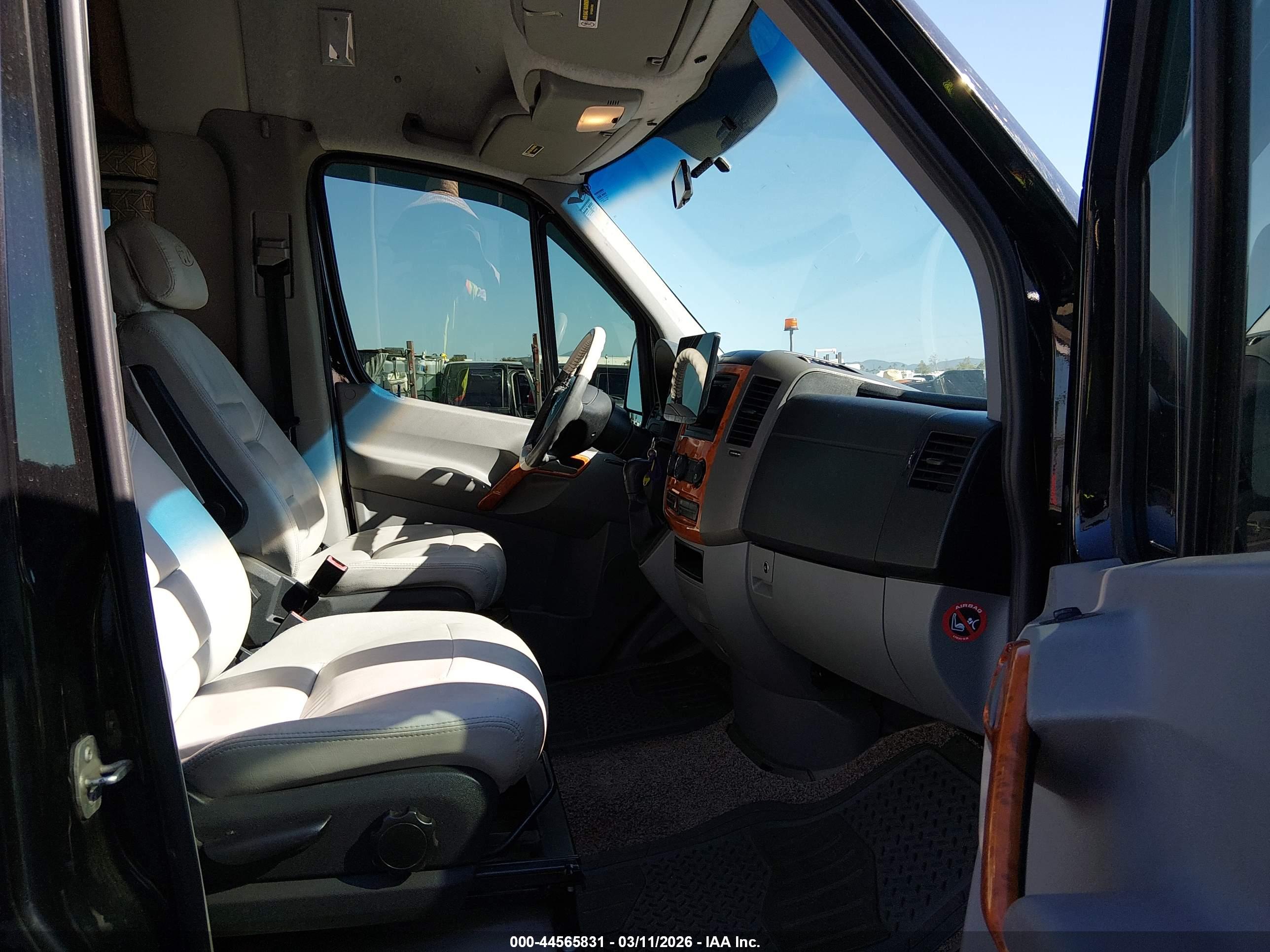 DODGE SPRINTER image 5
