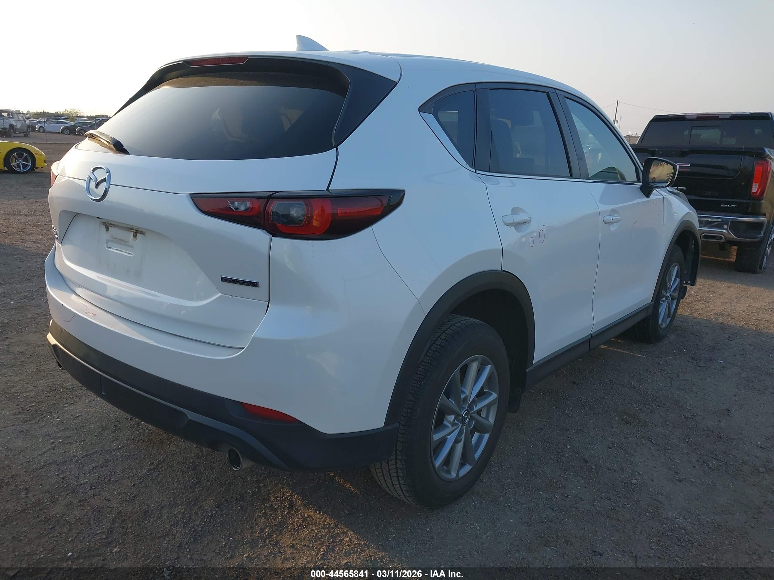 MAZDA CX-5 image 4