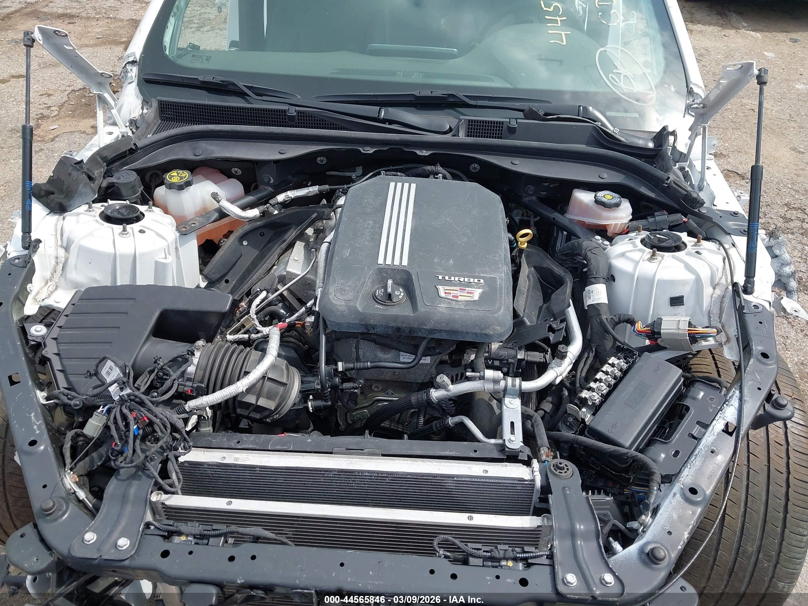 CADILLAC CT5 image 10