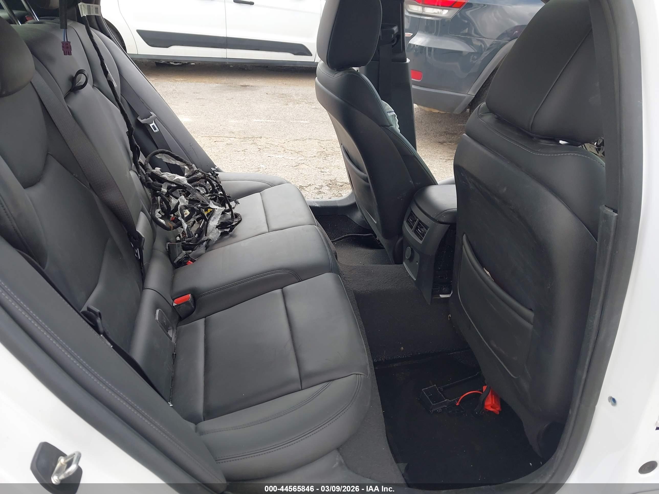 CADILLAC CT5 image 8