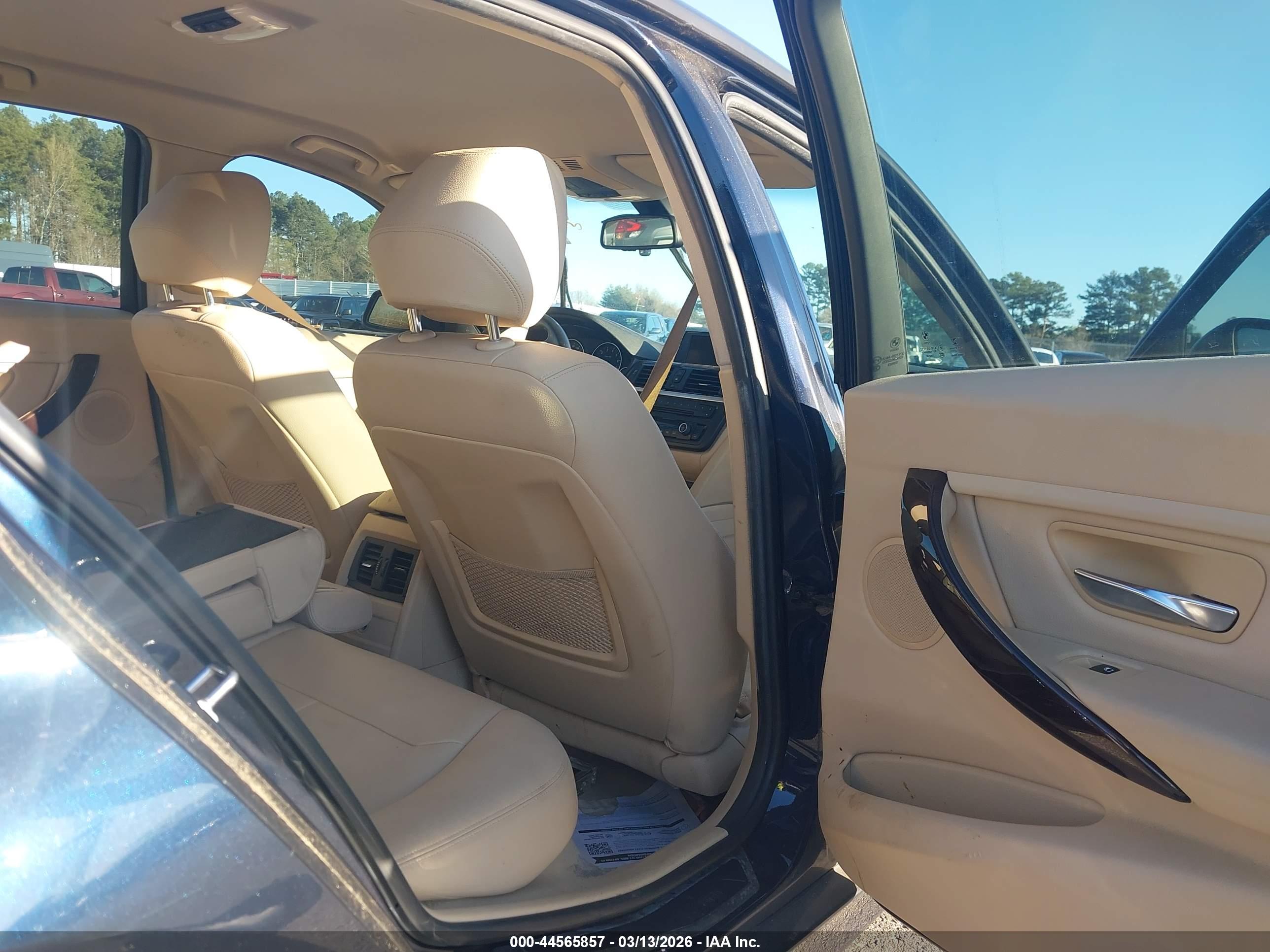 BMW 328I image 8