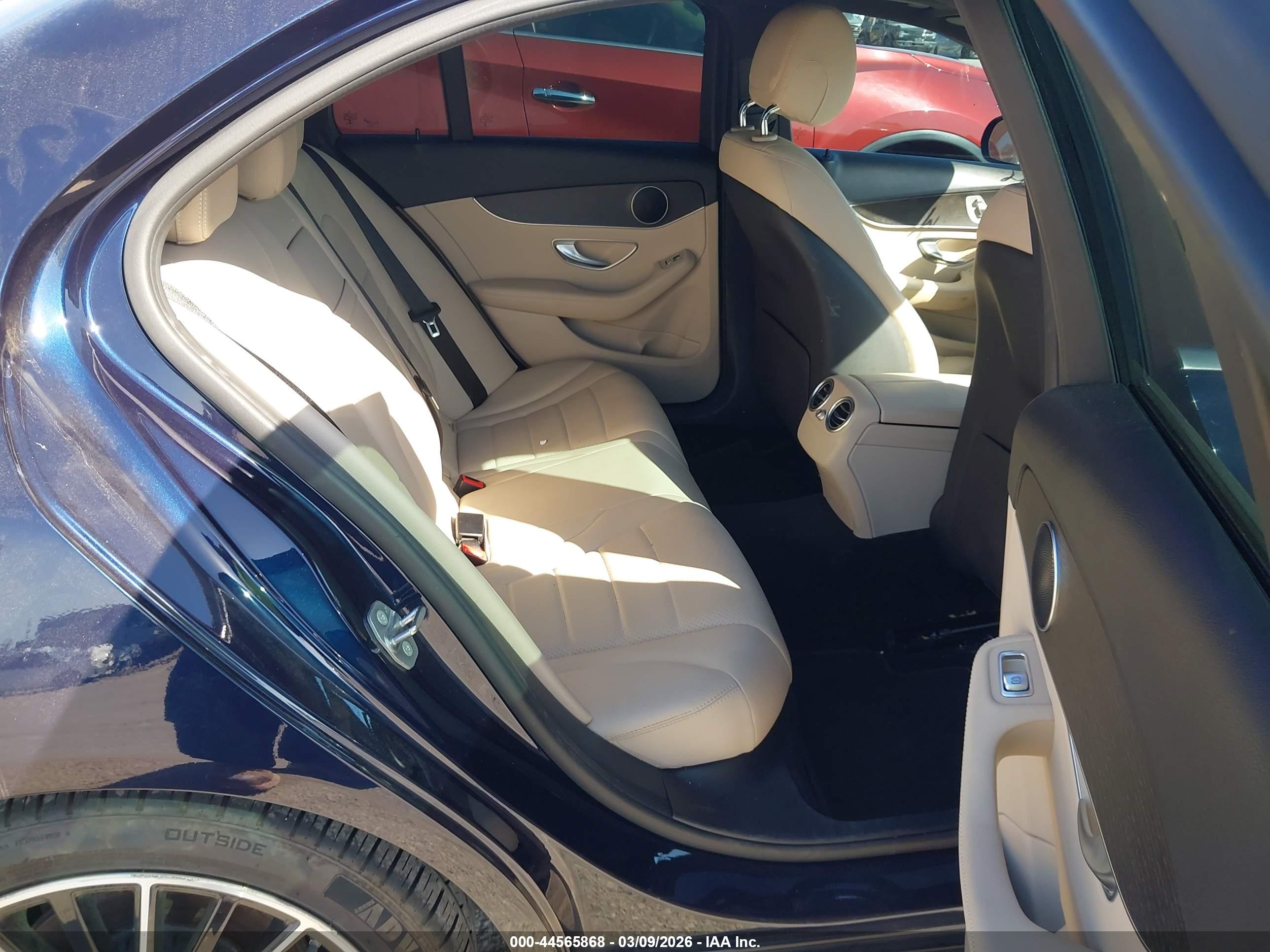 MERCEDES-BENZ C image 8