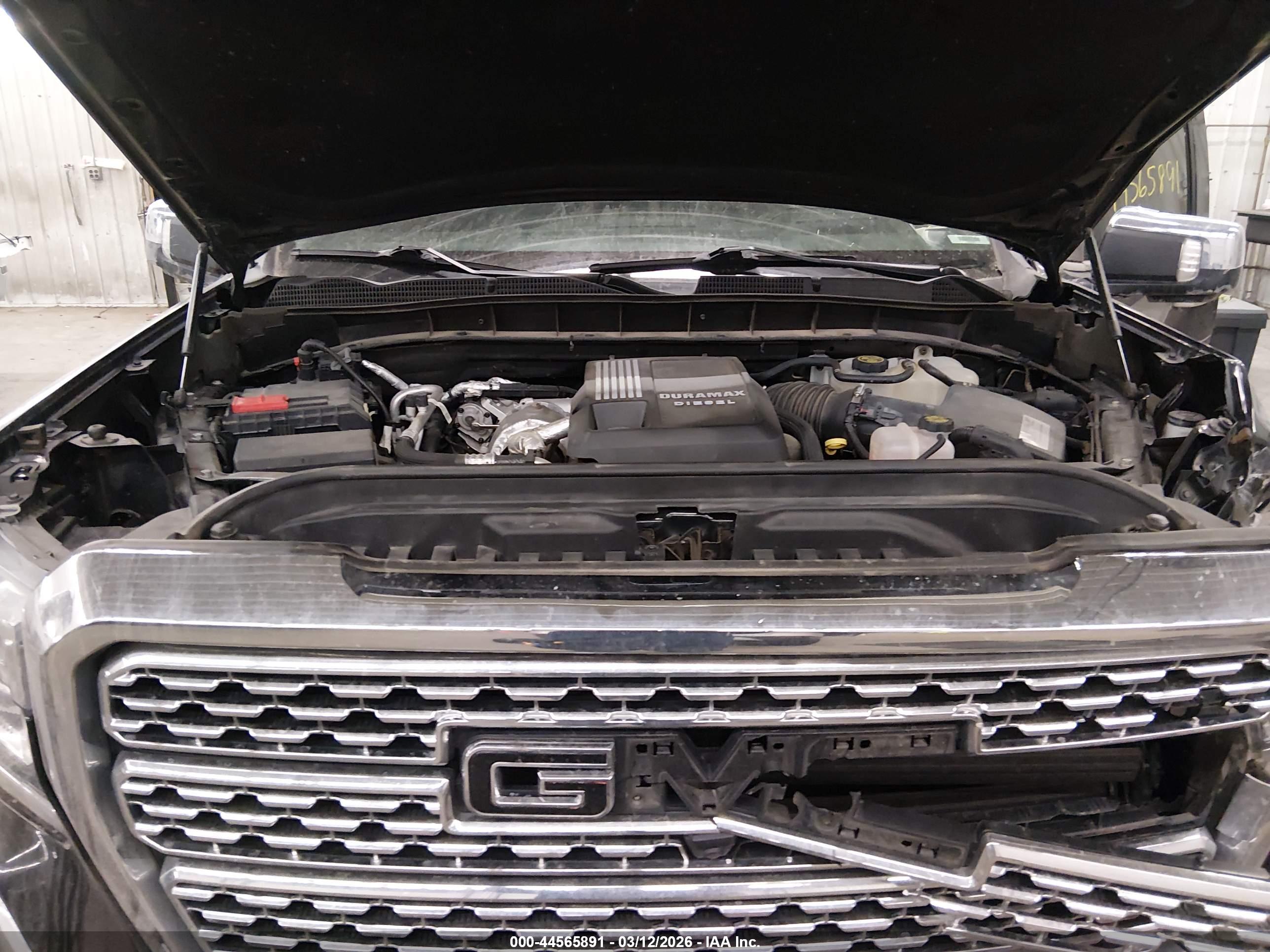 GMC SIERRA image 10
