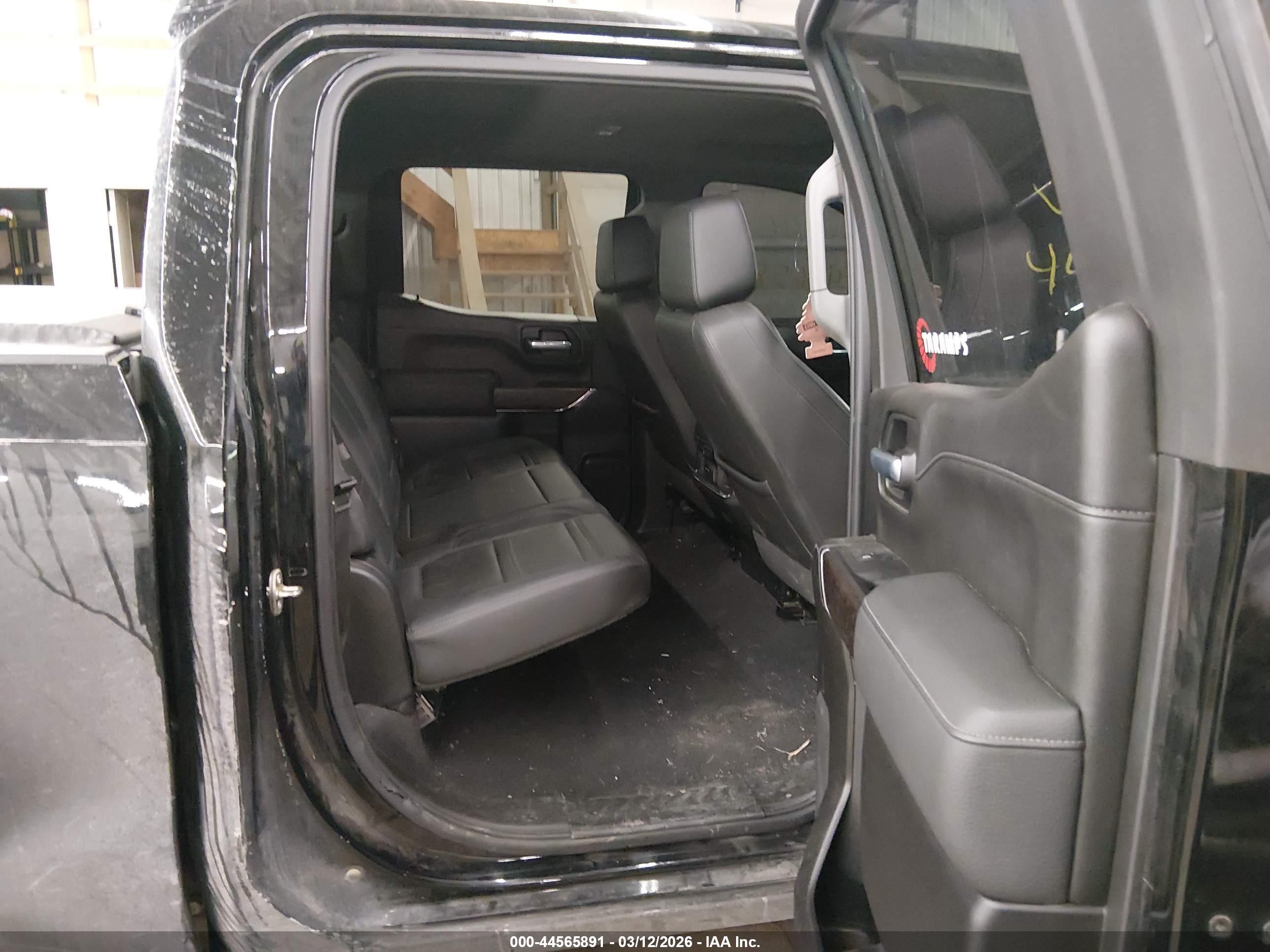 GMC SIERRA image 8