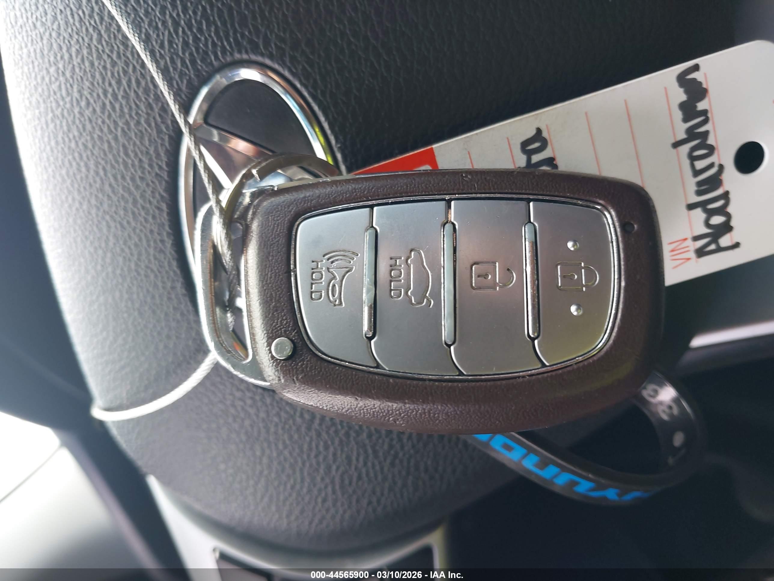 HYUNDAI SONATA image 11