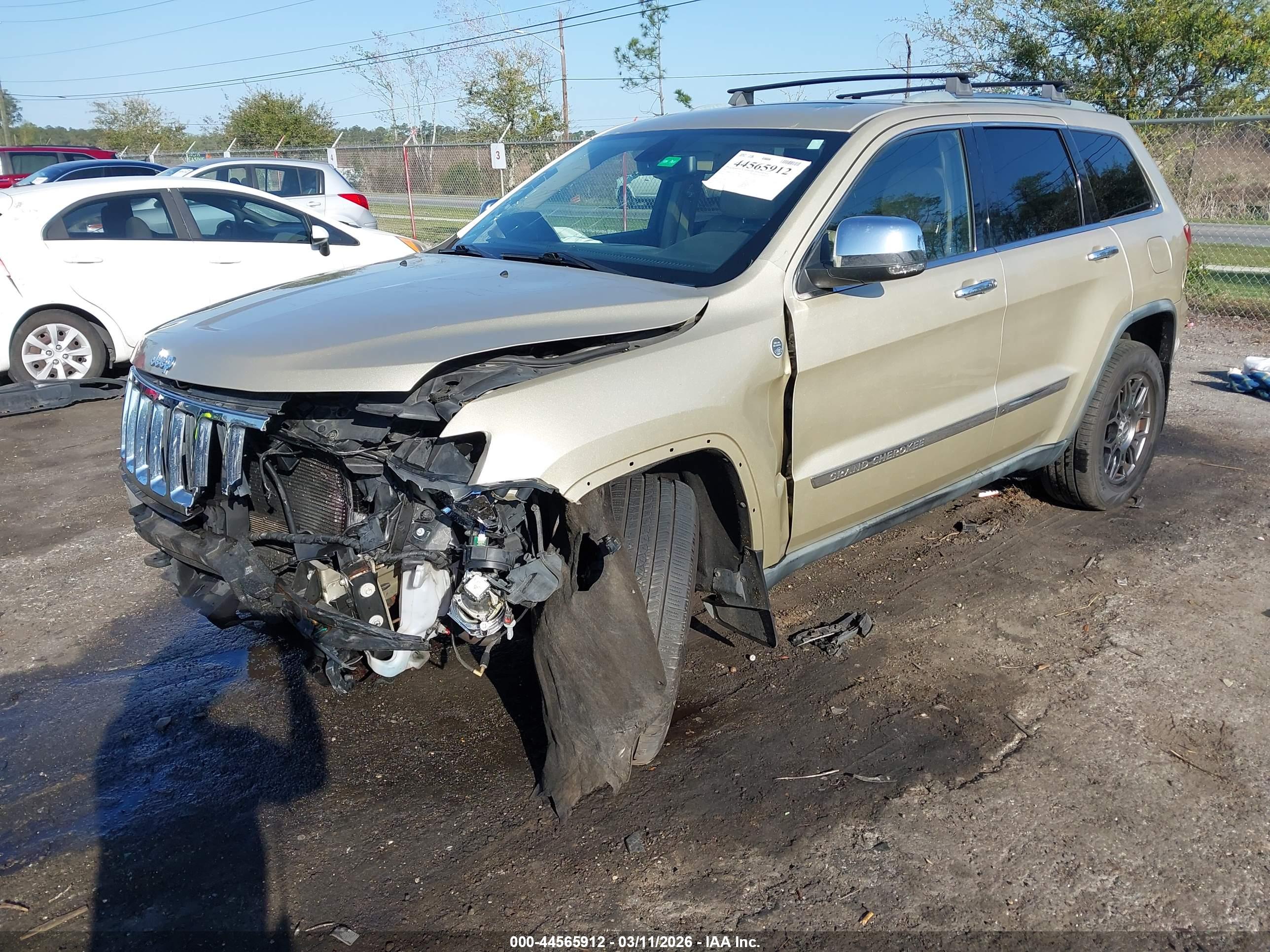 JEEP GRAND image 2