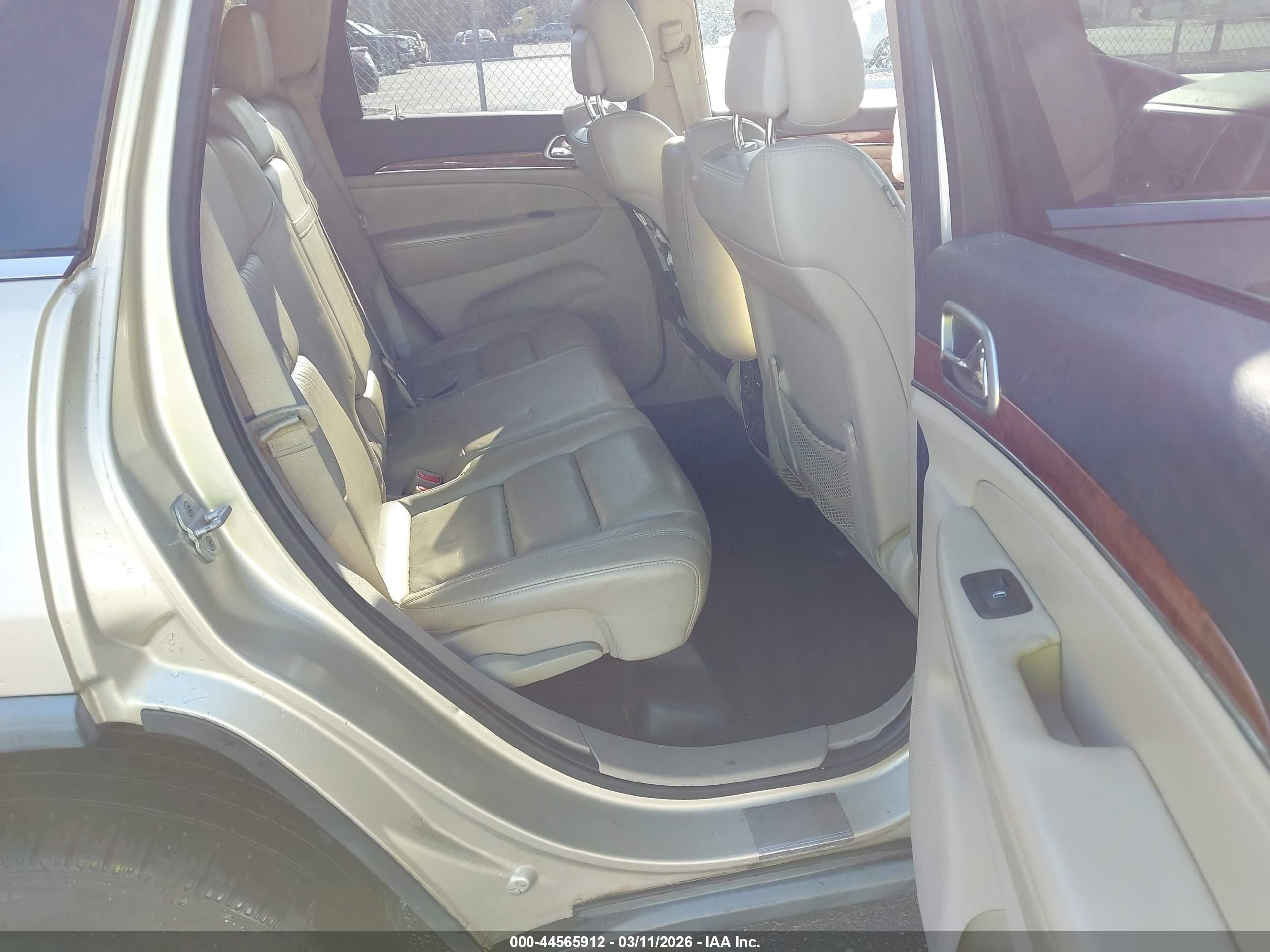 JEEP GRAND image 8