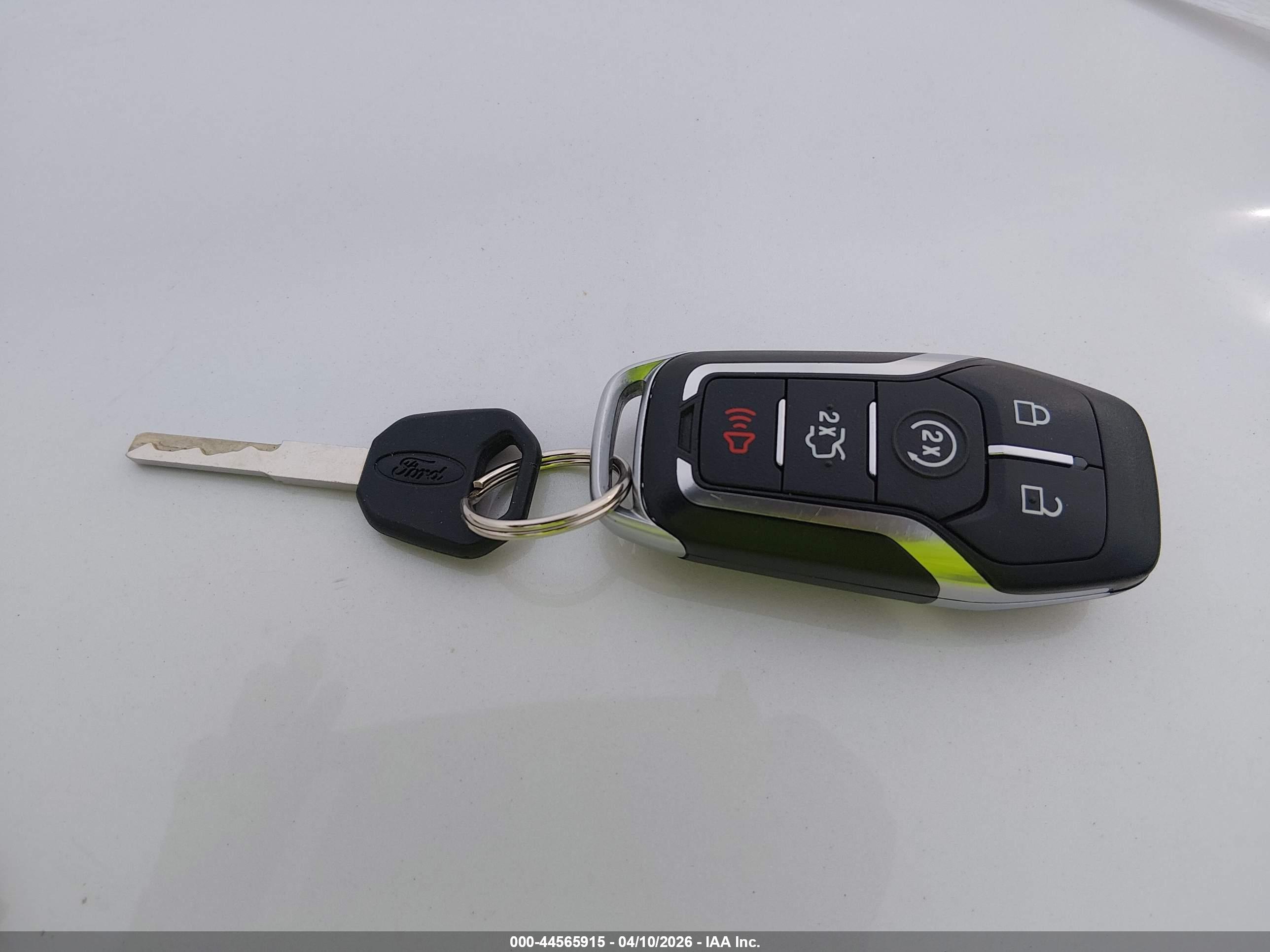 FORD MUSTANG image 11