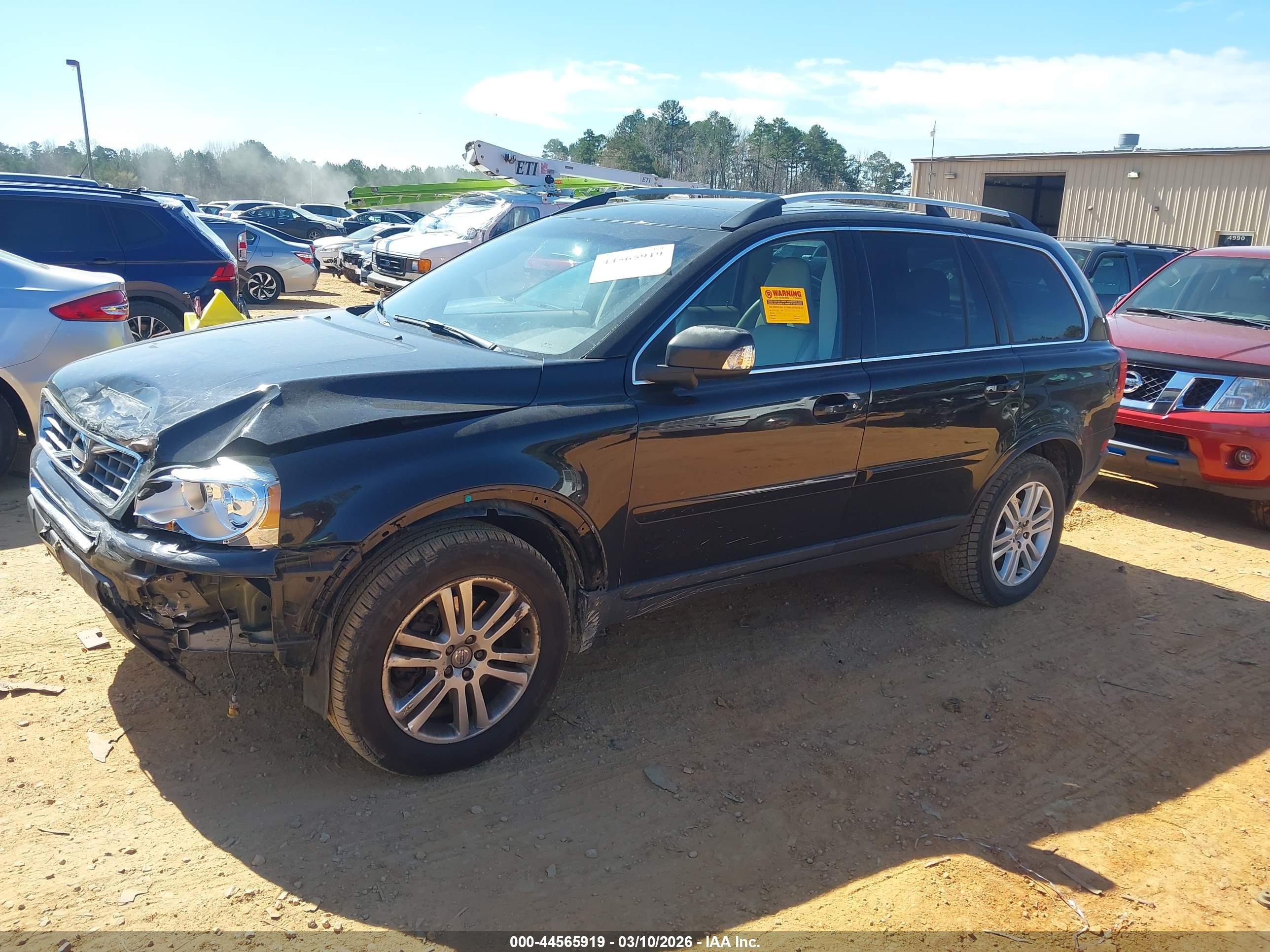 VOLVO XC90 image 2
