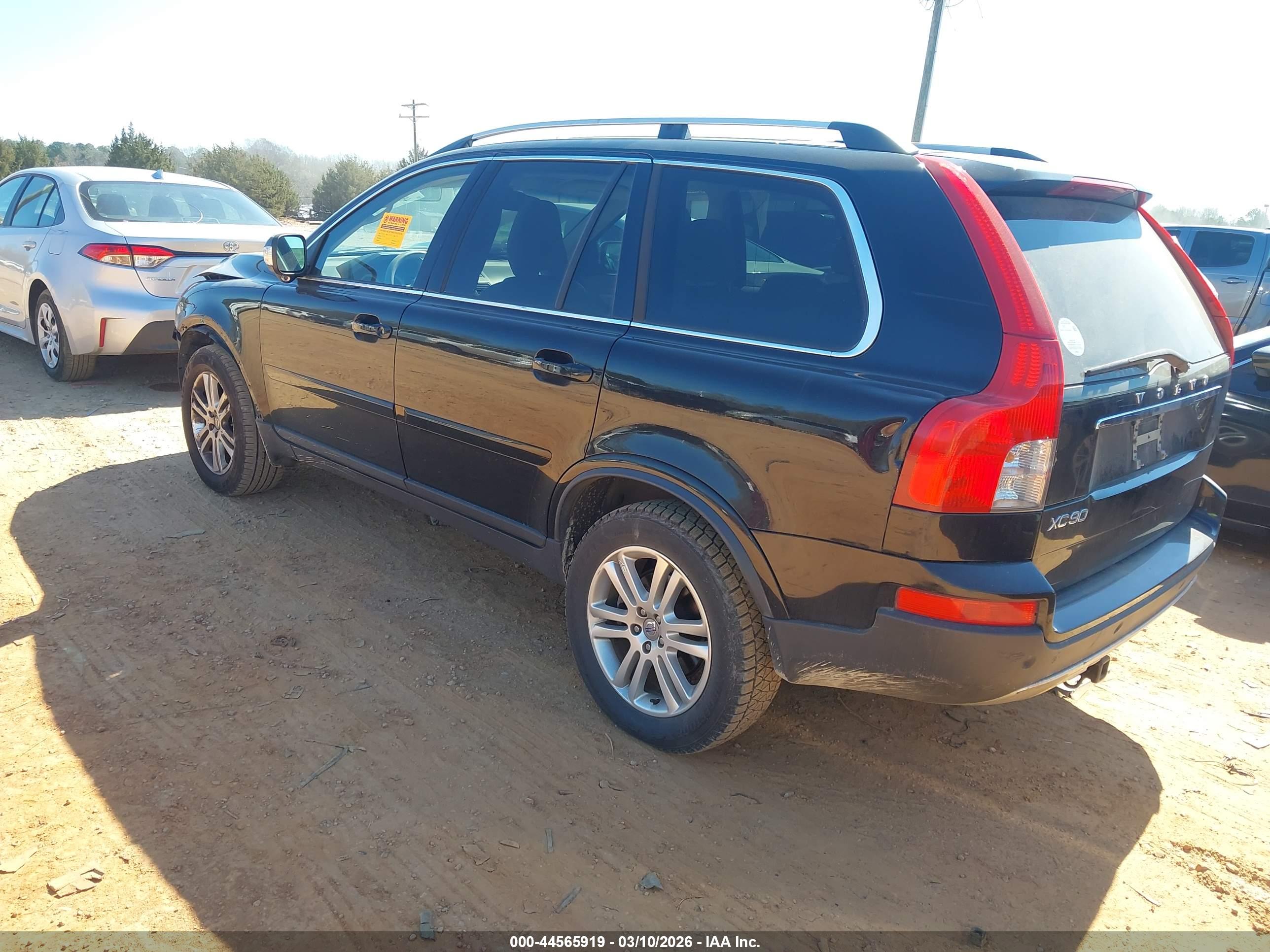 VOLVO XC90 image 3