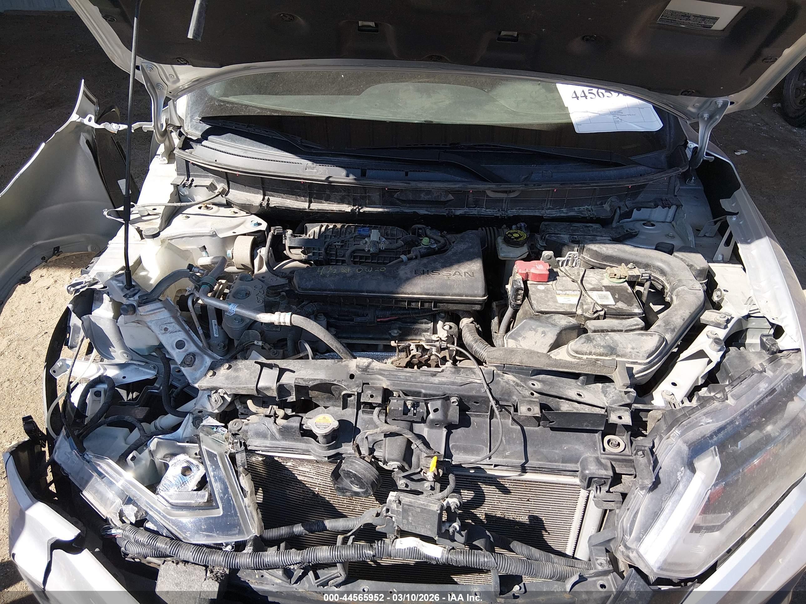 NISSAN ROGUE image 10