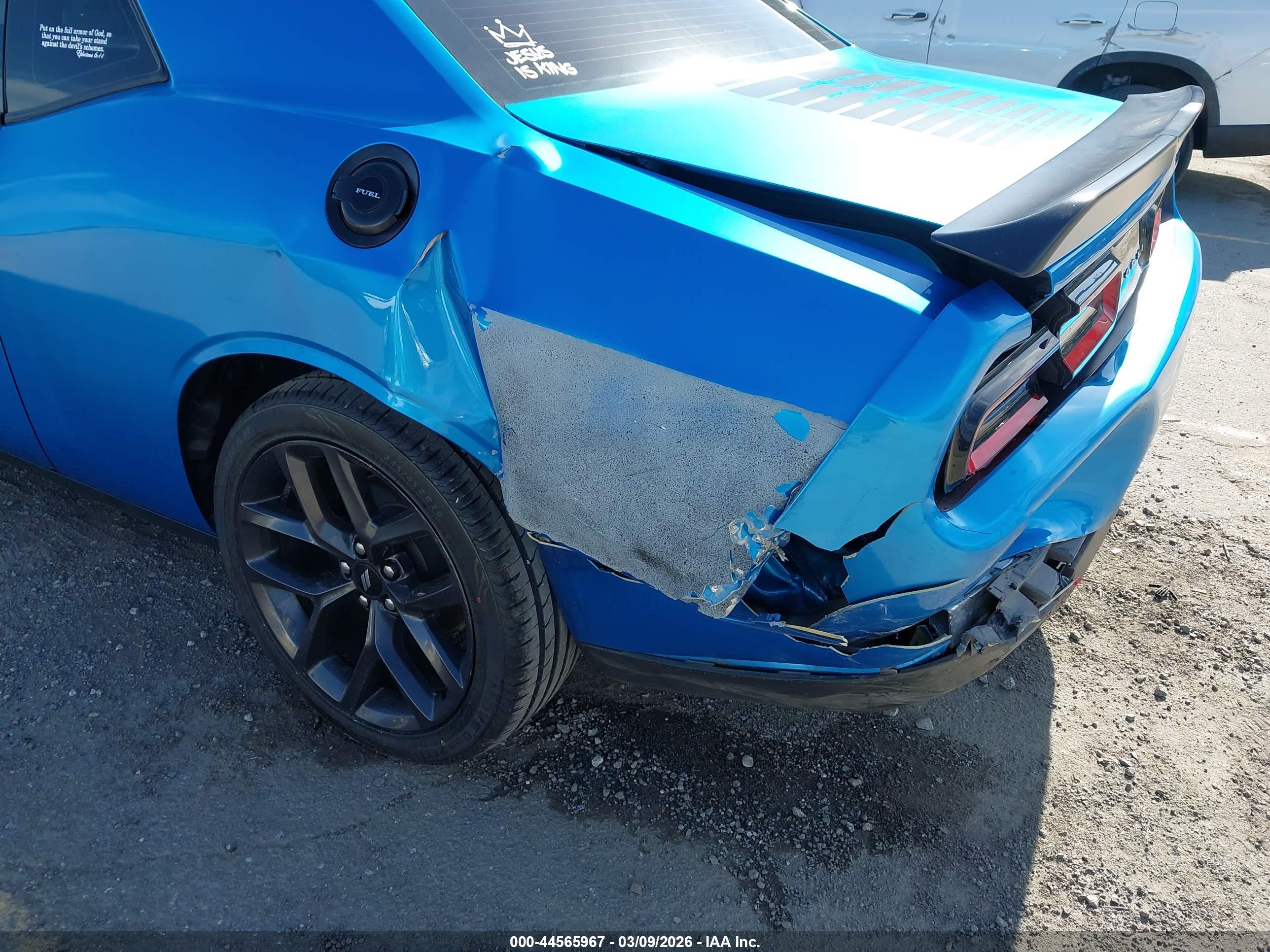 DODGE CHALLENGER image 6
