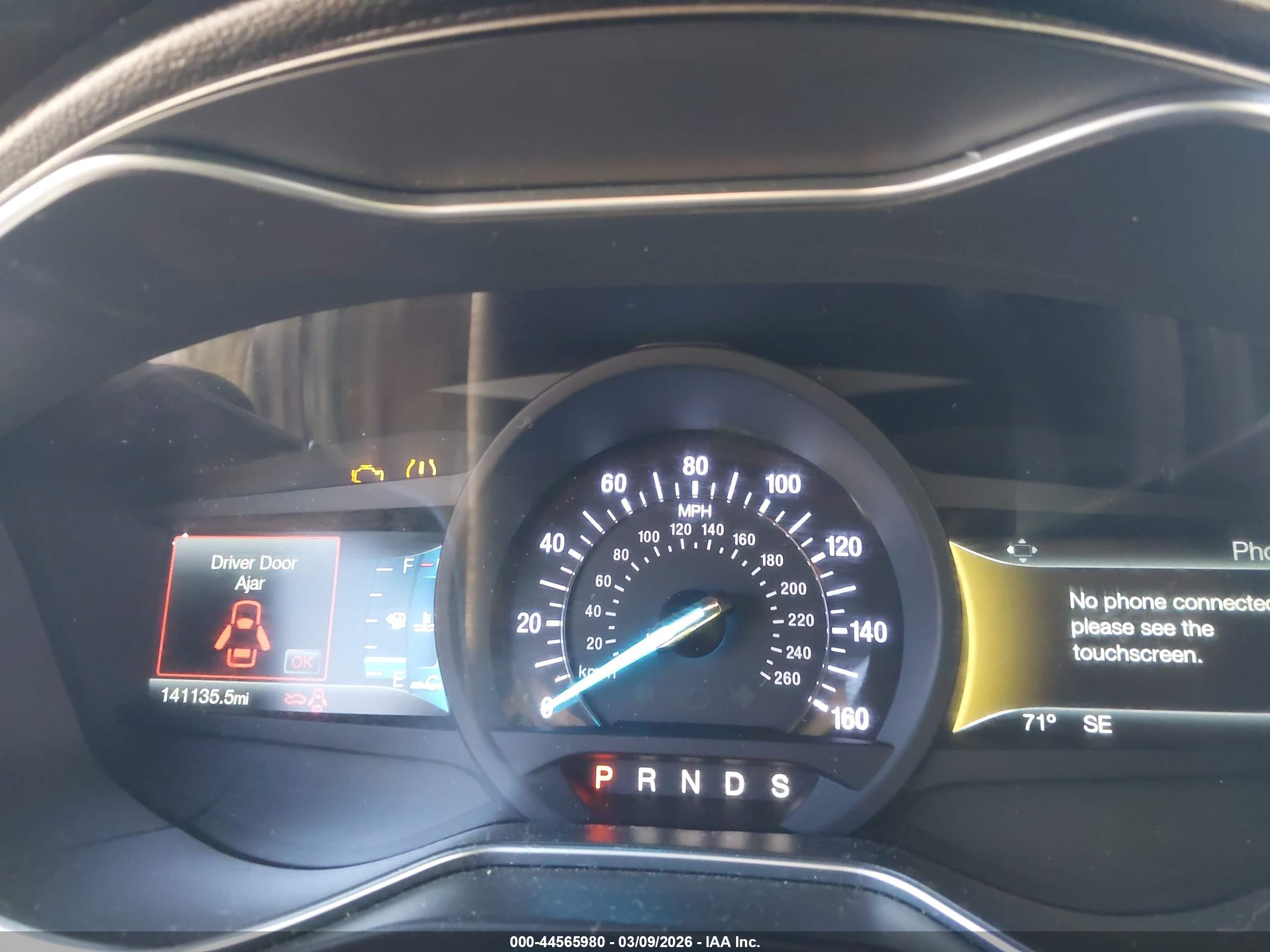 FORD FUSION image 7