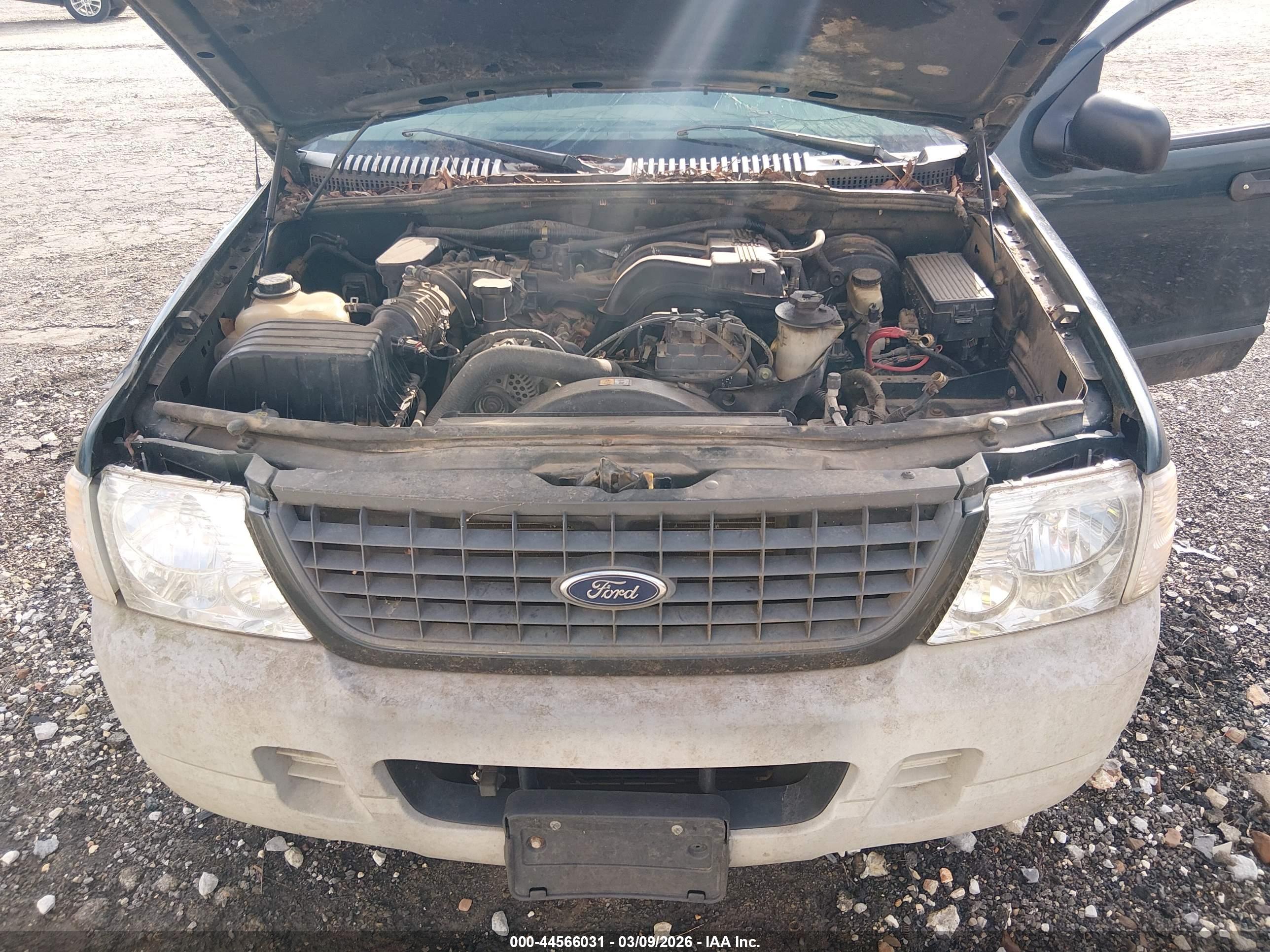 FORD EXPLORER image 10