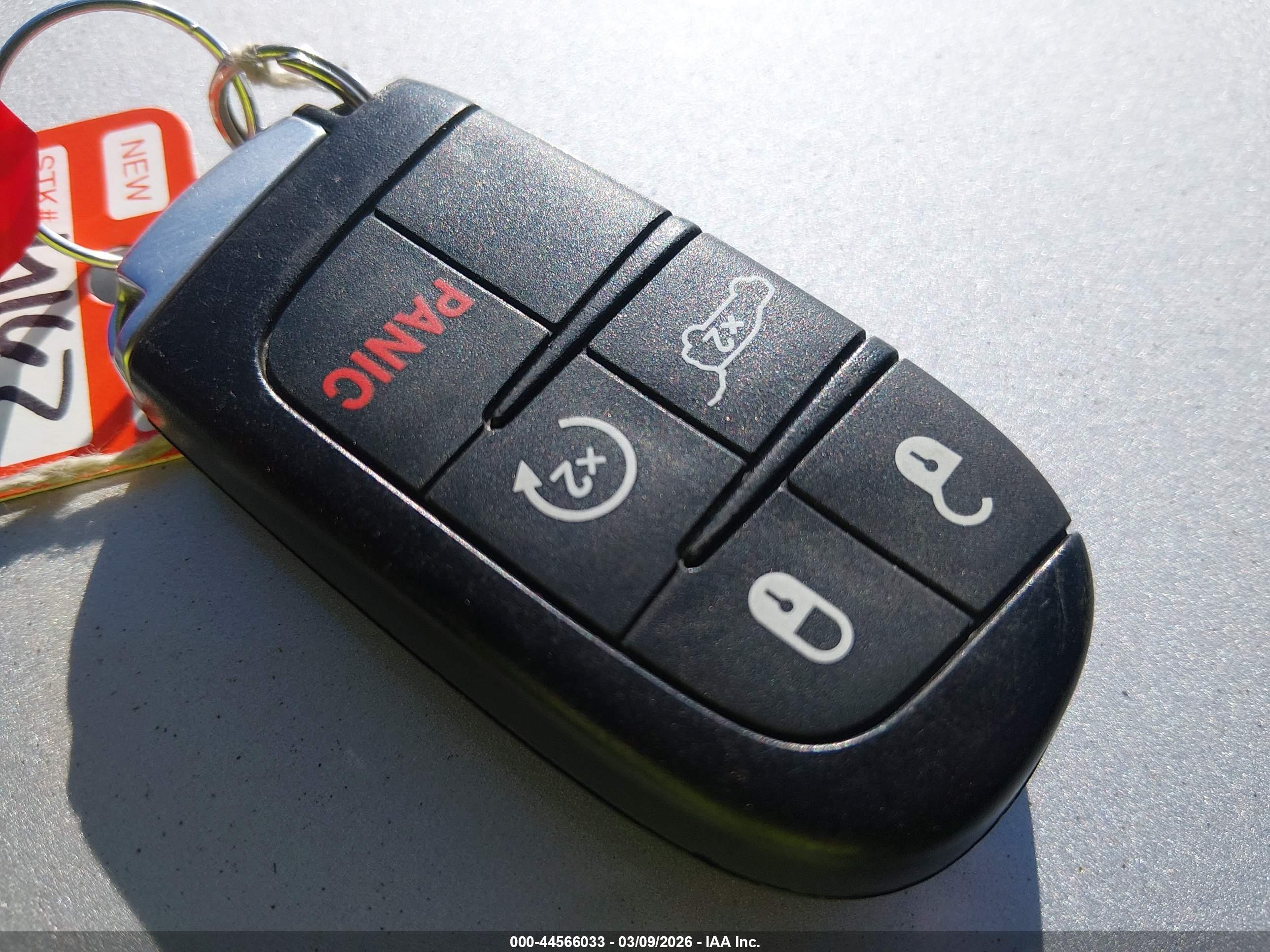 JEEP GRAND image 11