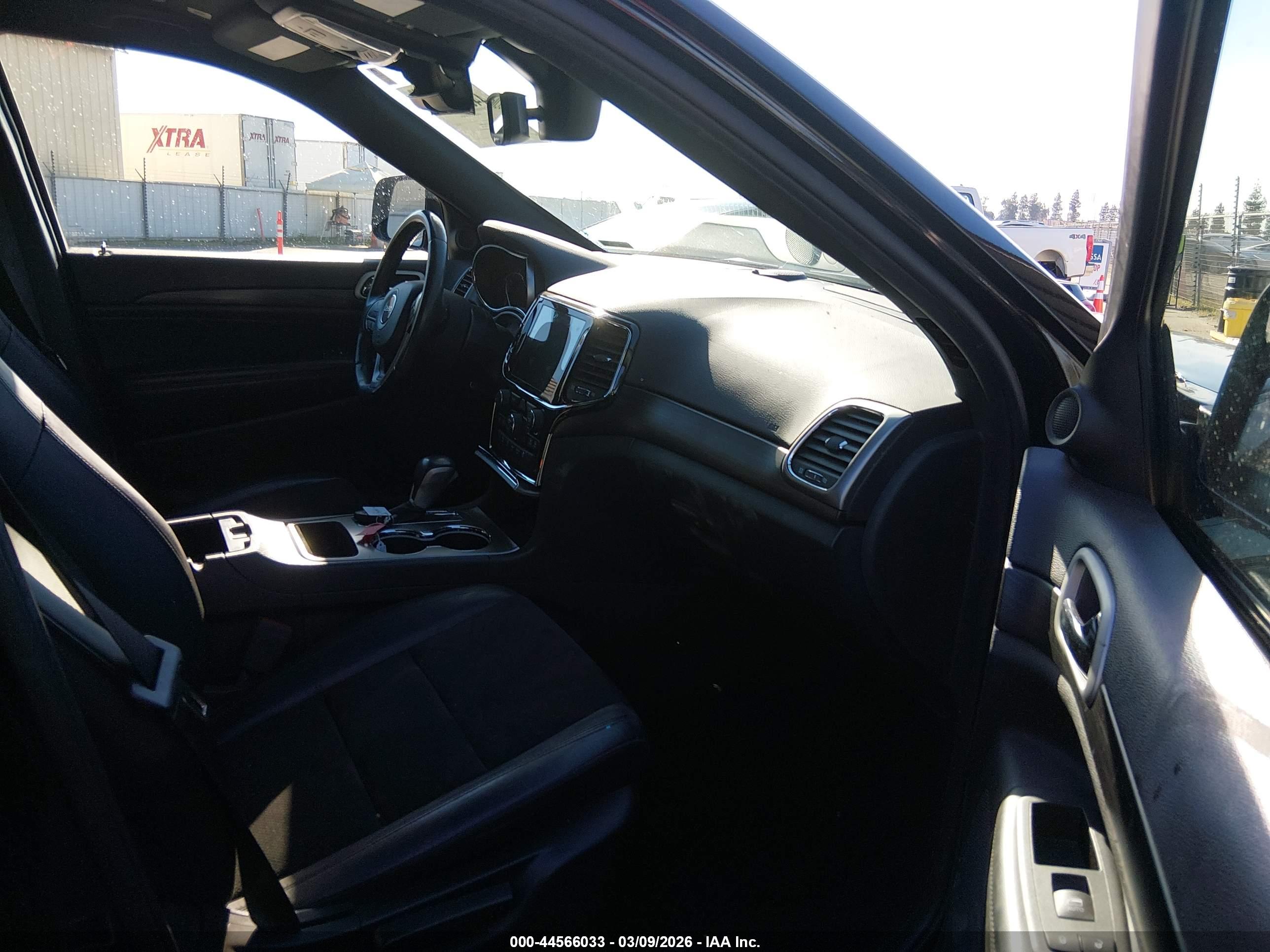 JEEP GRAND image 5