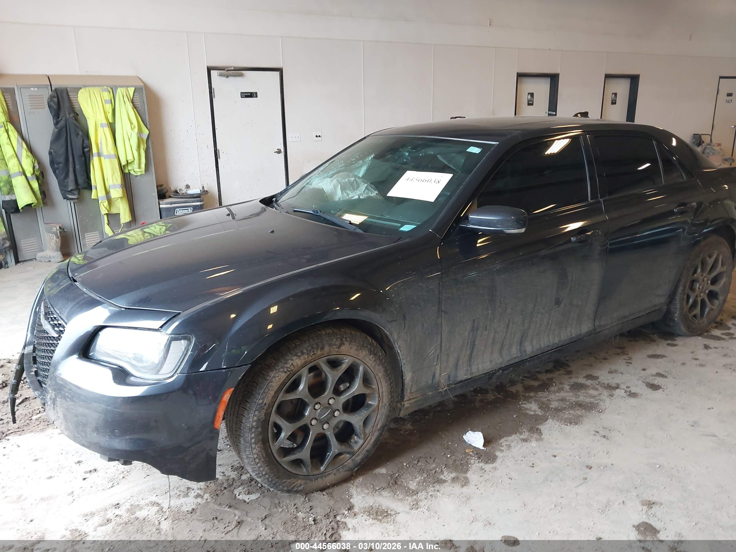 CHRYSLER 300 image 2