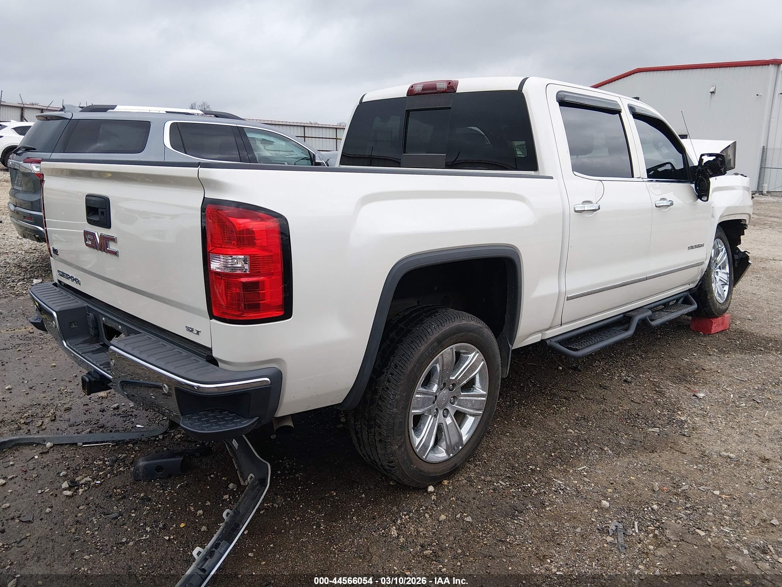 GMC SIERRA image 4