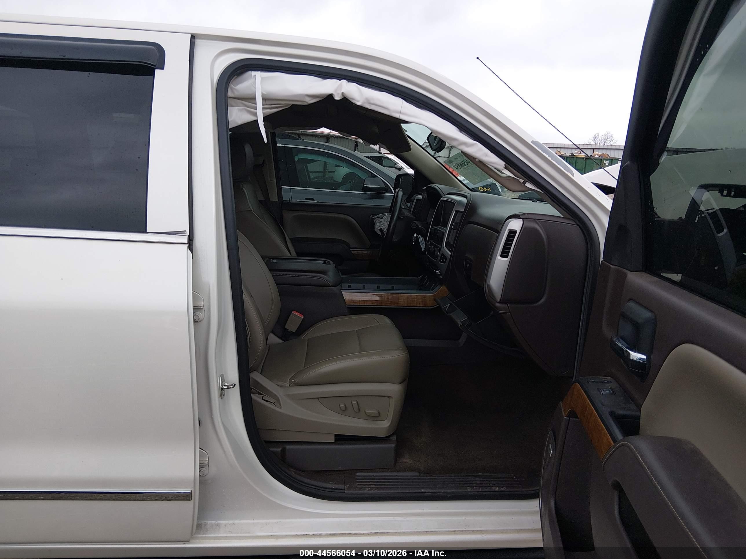 GMC SIERRA image 5