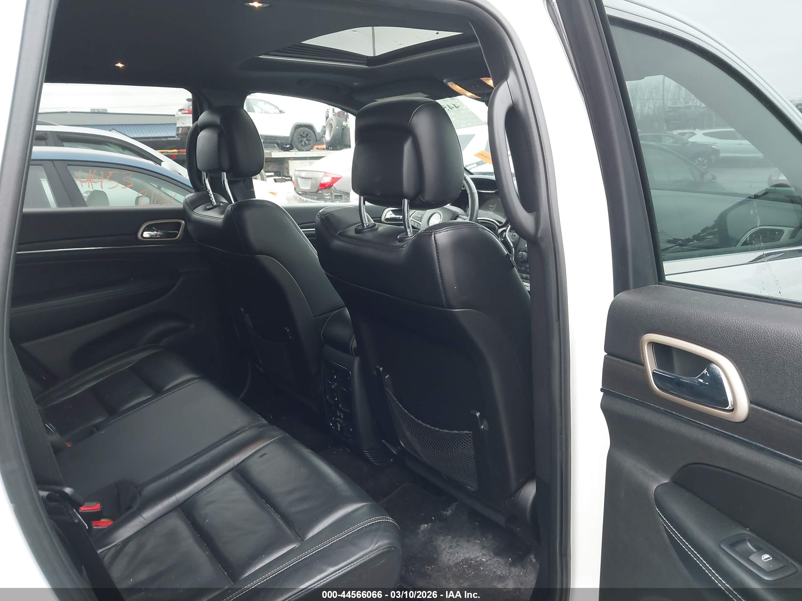 JEEP GRAND image 8