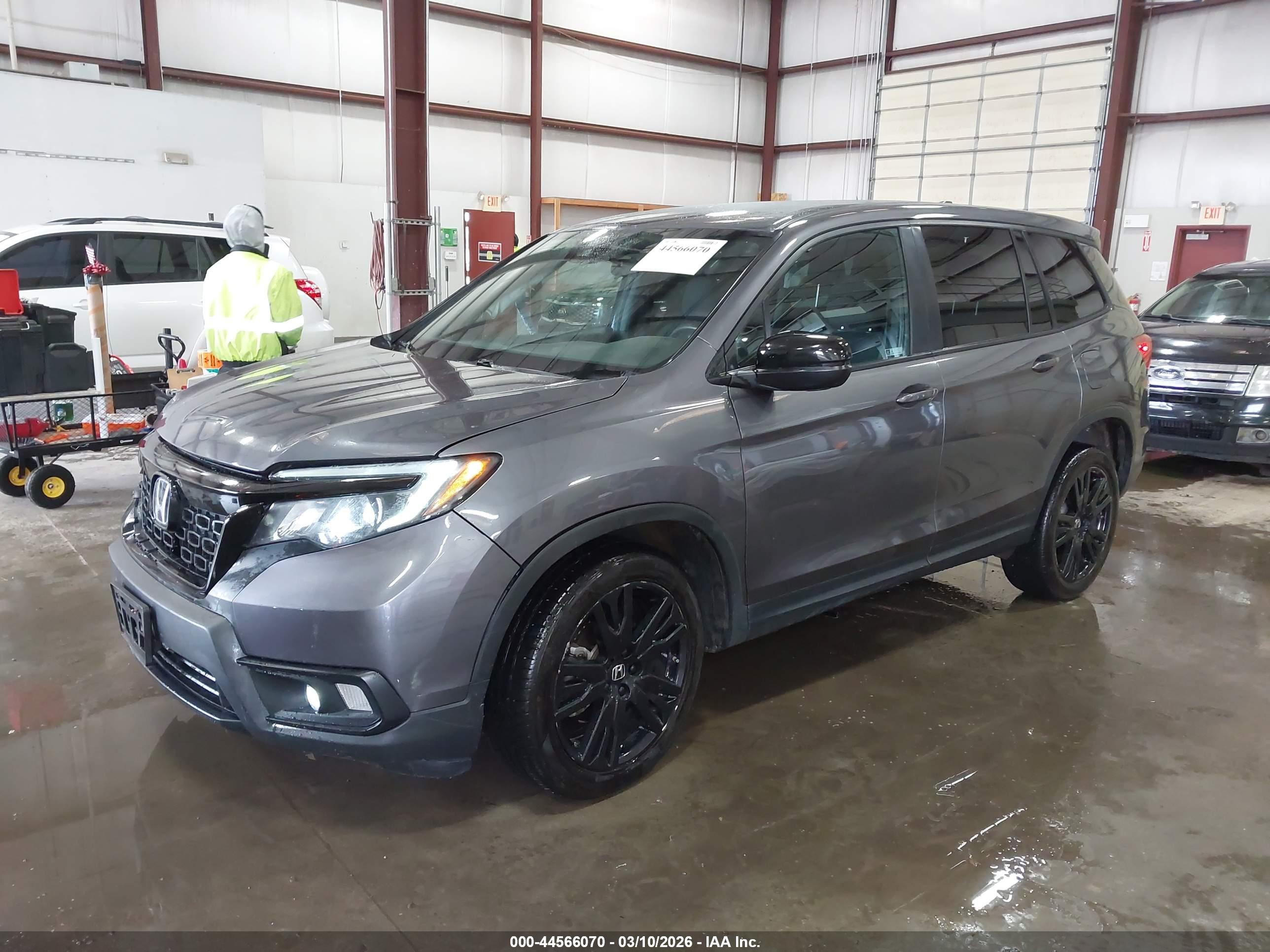 HONDA PASSPORT image 2