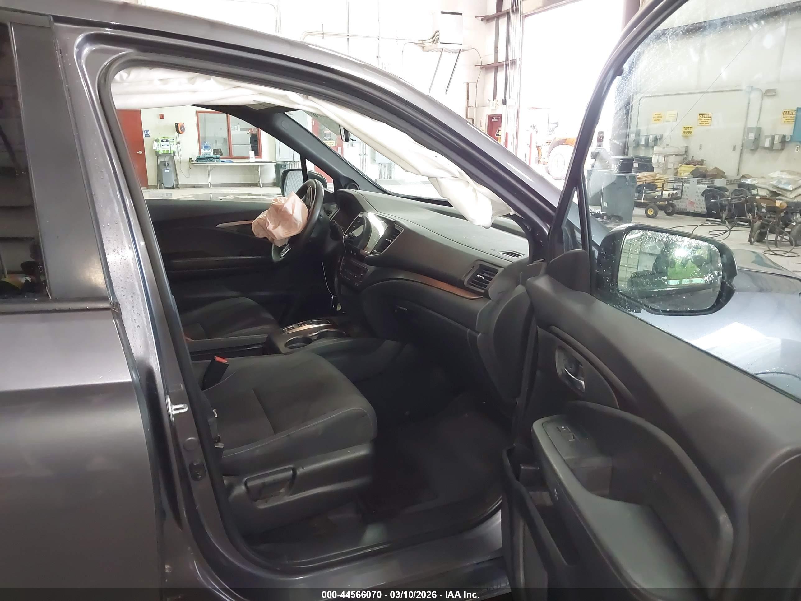 HONDA PASSPORT image 5