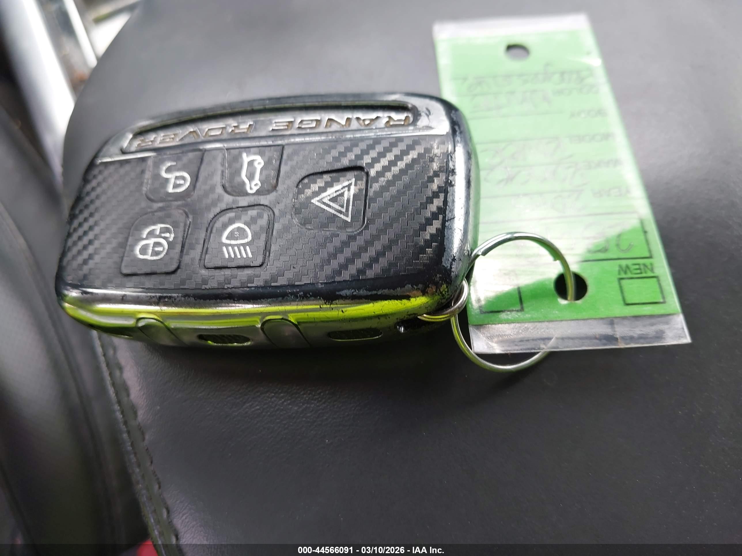 LAND ROVER image 11